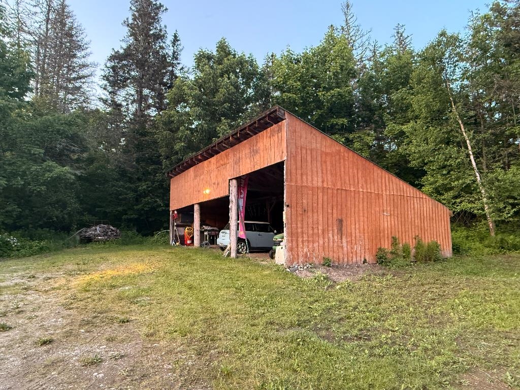 Homes for sale in Lyndon, VT | 1736 Grime Rd, Lyndon, VT 05819 | MLS# 5051494