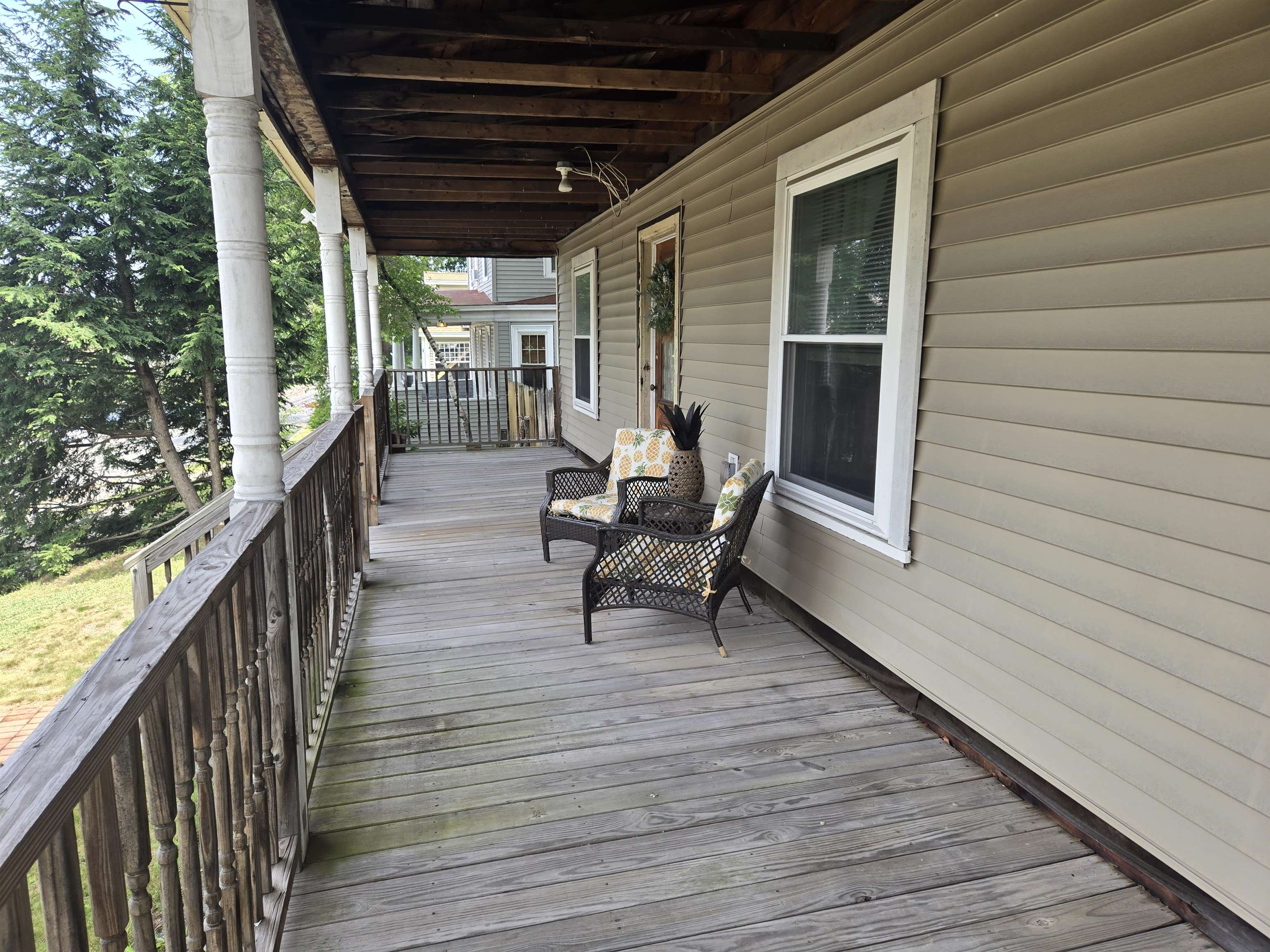 841 Beech St, Manchester, NH 03104