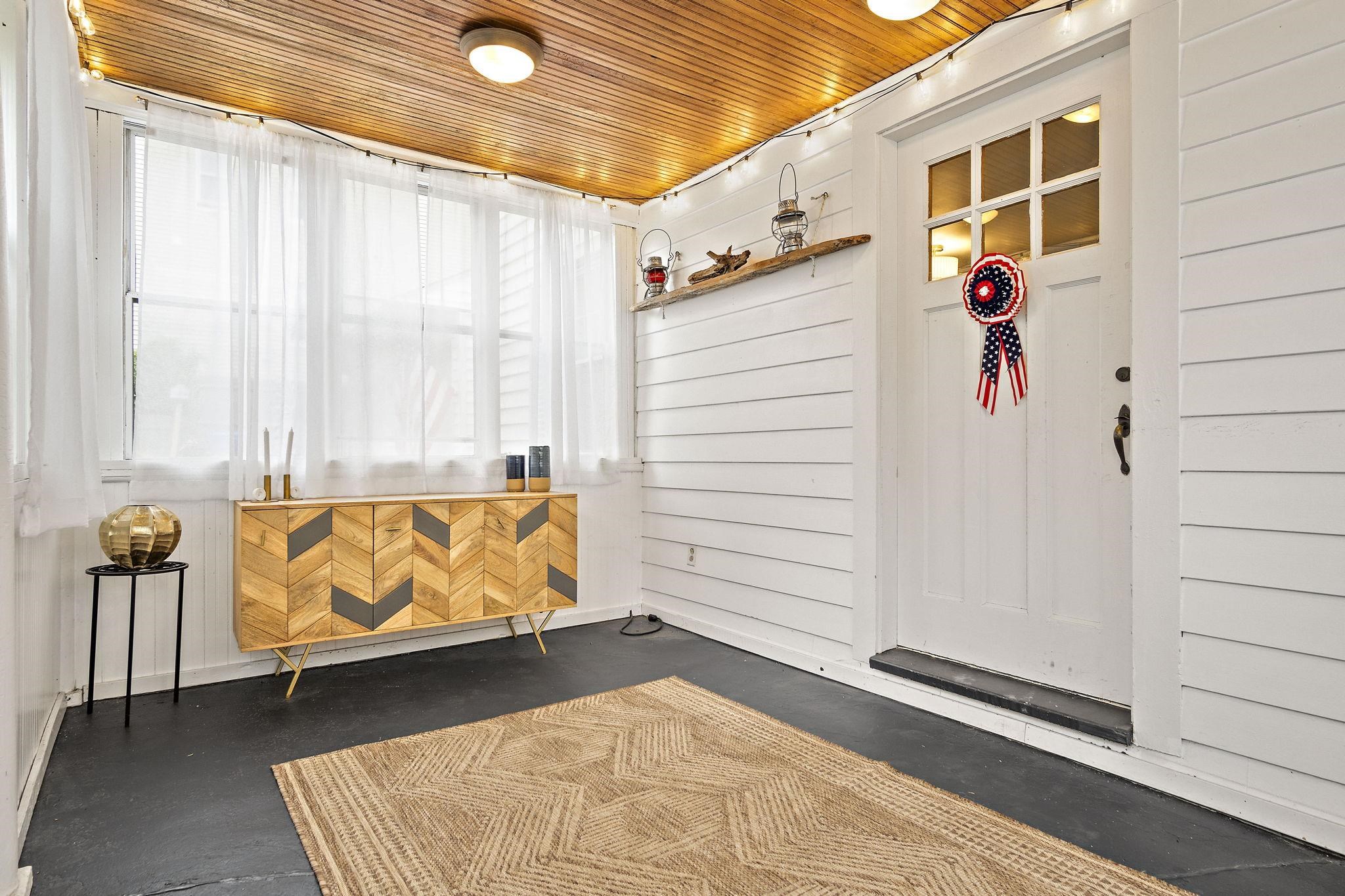 Homes for sale in Manchester, NH | 14 Old Wellington Rd, Manchester, NH 03104 | MLS# 5051544