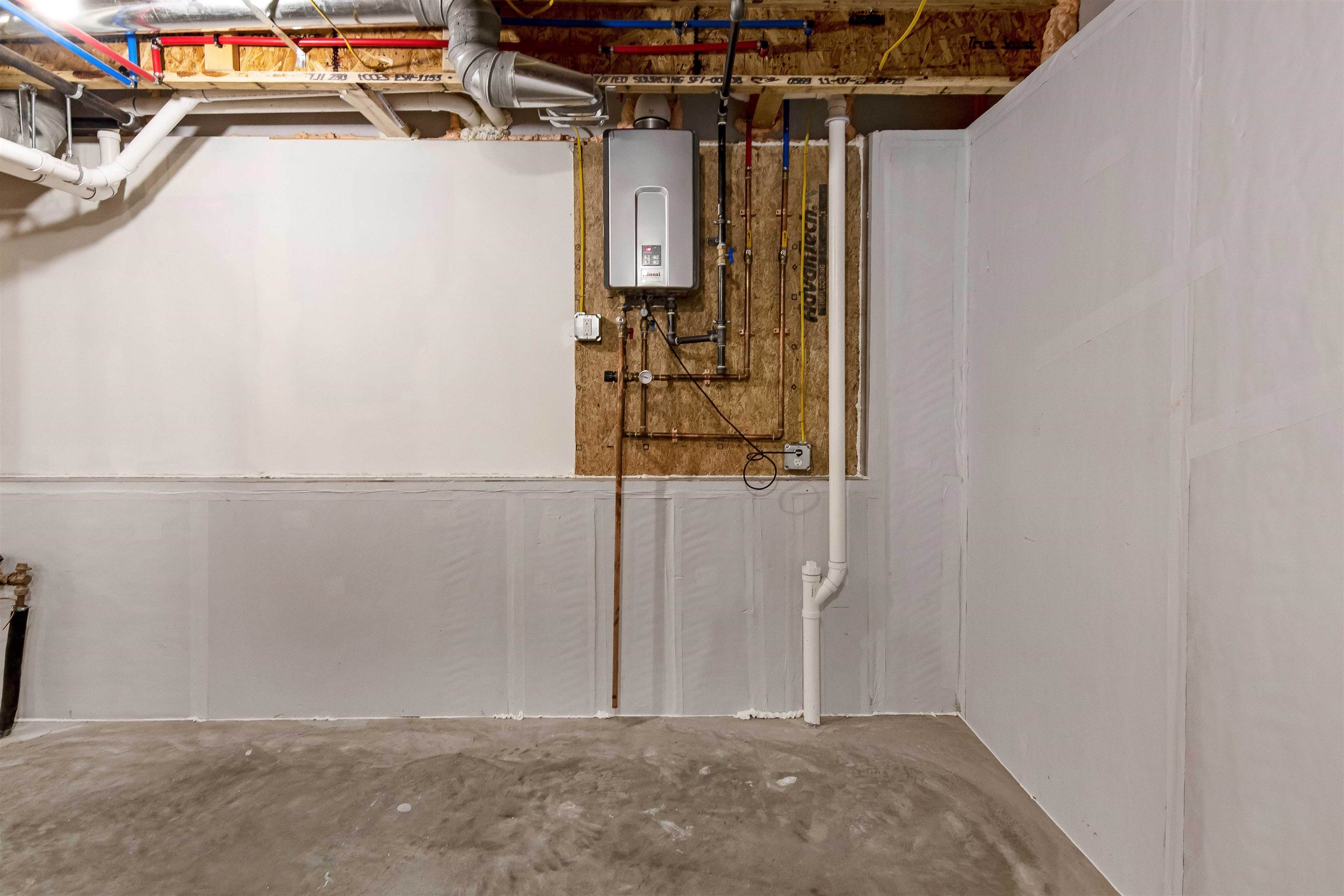 Homes for sale in Milton, VT | 18 Dogwood Cir #18 Pactific, Milton, VT 05468 | MLS# 5051554