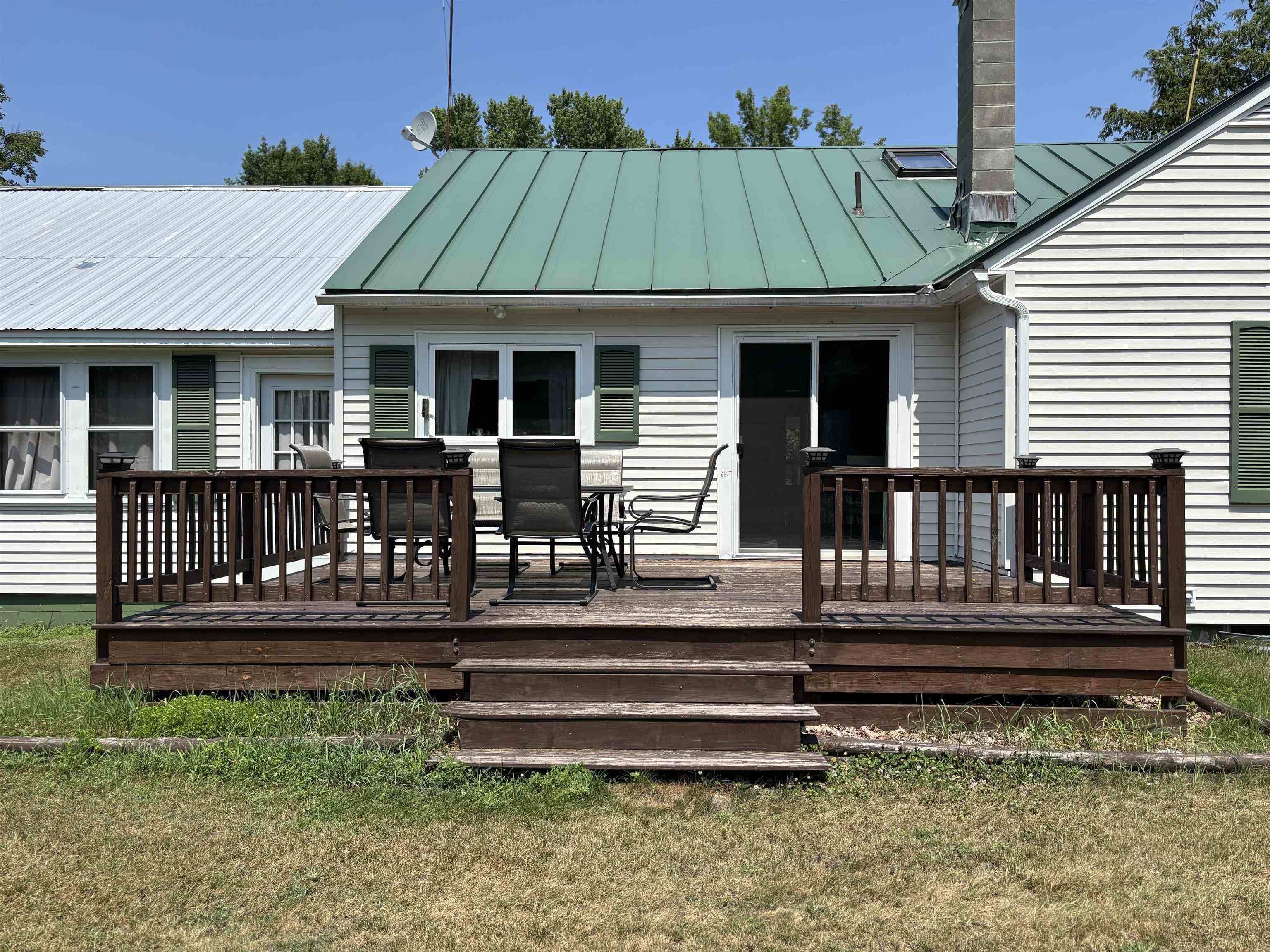 63 Riverview Dr, Charlestown, NH 03603