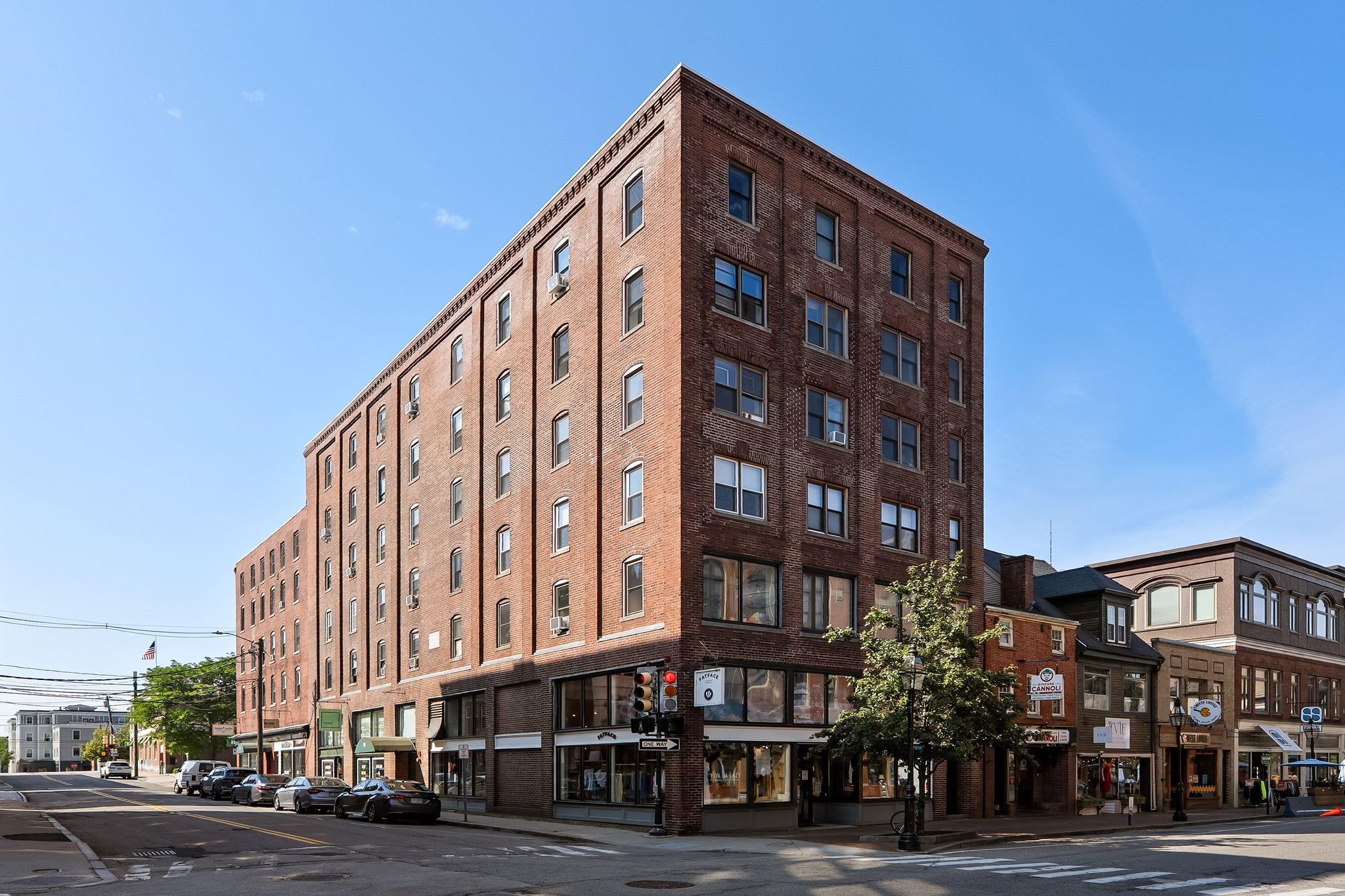 Homes for sale in Portsmouth, NH | 90 Fleet St #4-5, Portsmouth, NH 03801 | MLS# 5051681