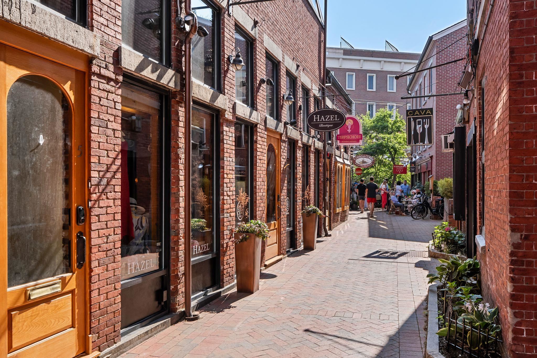 Homes for sale in Portsmouth, NH | 90 Fleet St #4-5, Portsmouth, NH 03801 | MLS# 5051681