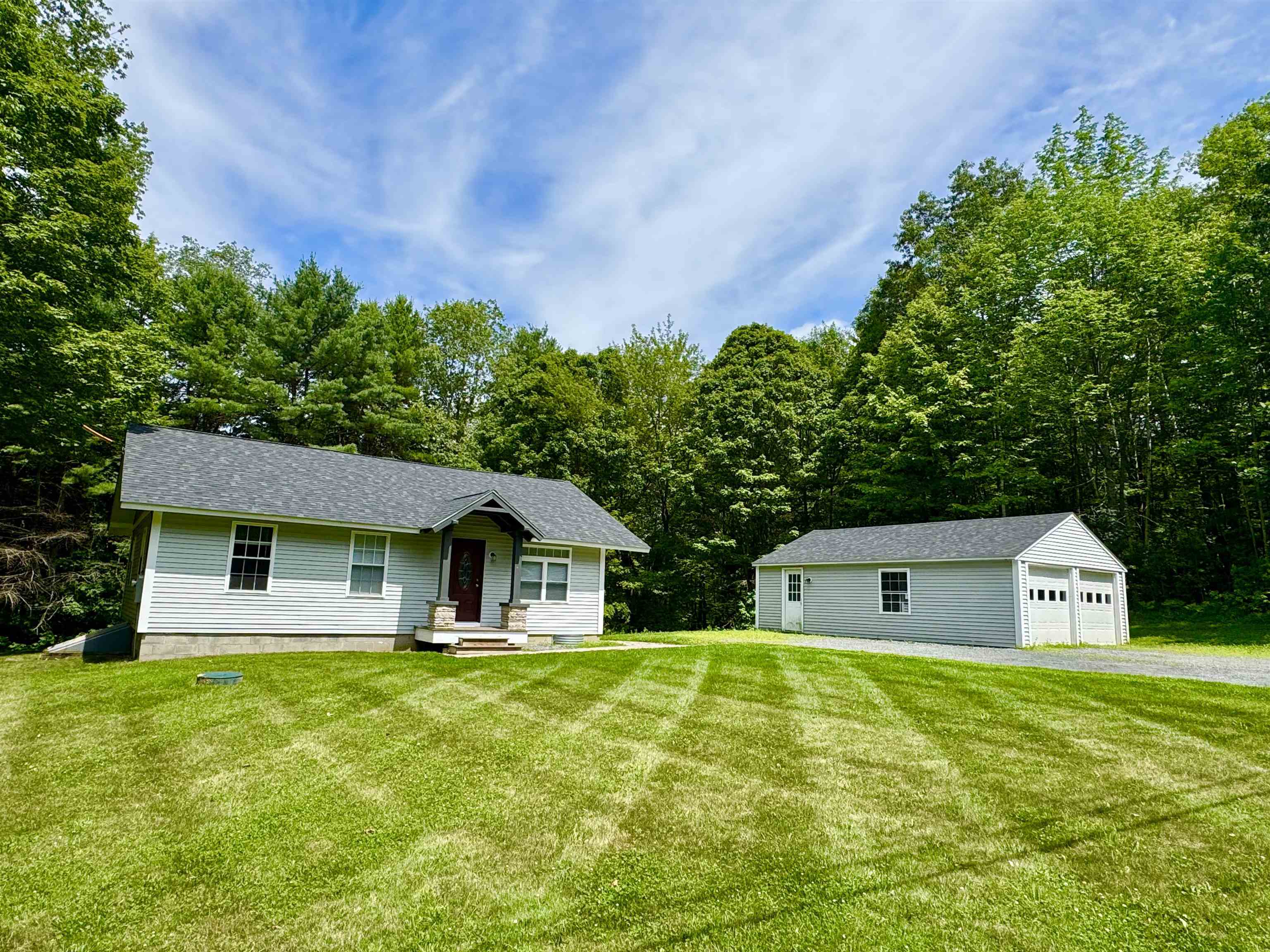 Hartford VT Home for sale $$399,000 $375 per sq.ft.