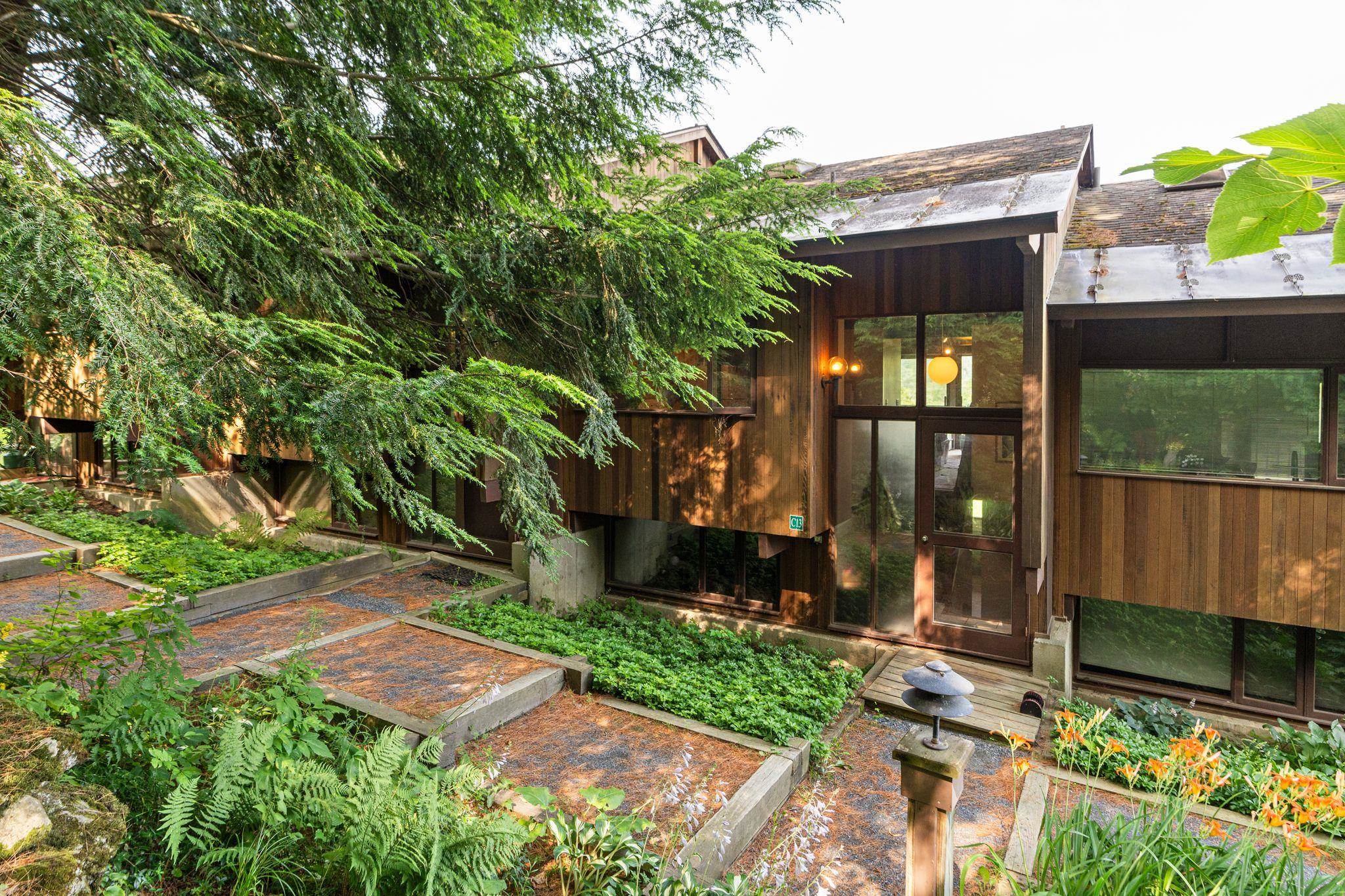 Homes for sale in West Windsor, VT | 104 Deer Run #13, West Windsor, VT 05037 | MLS# 5051986