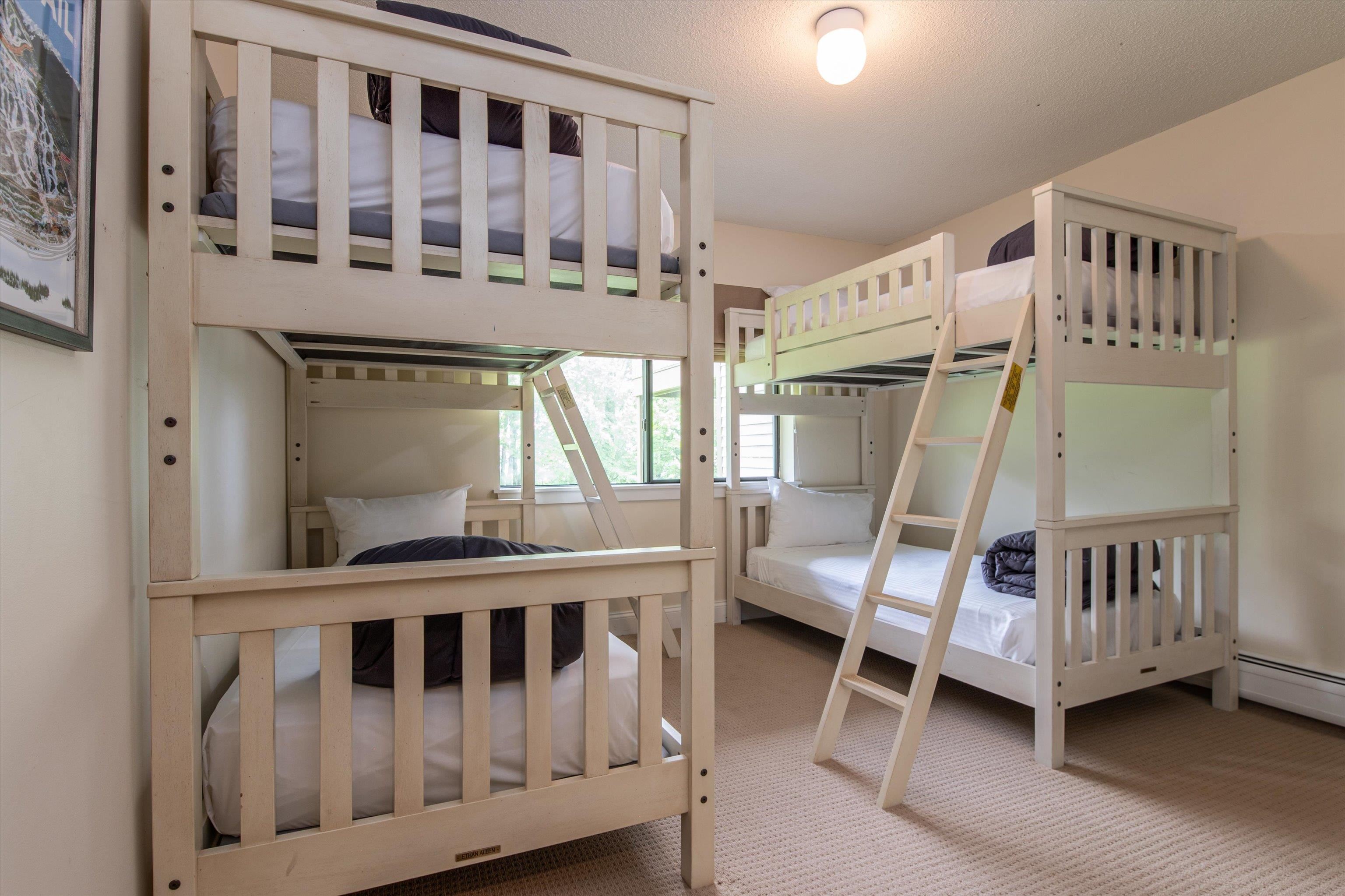 Lower Level Double Bunk Room 23678528
