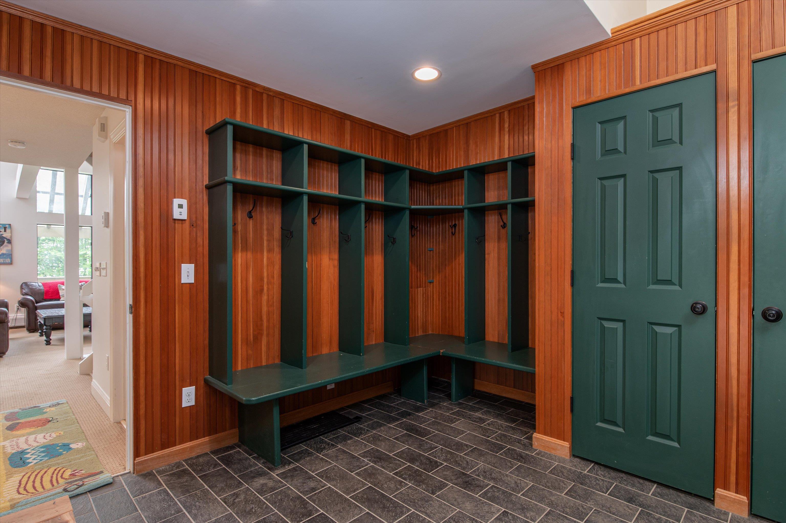 Large Updated Mudroom 23678588