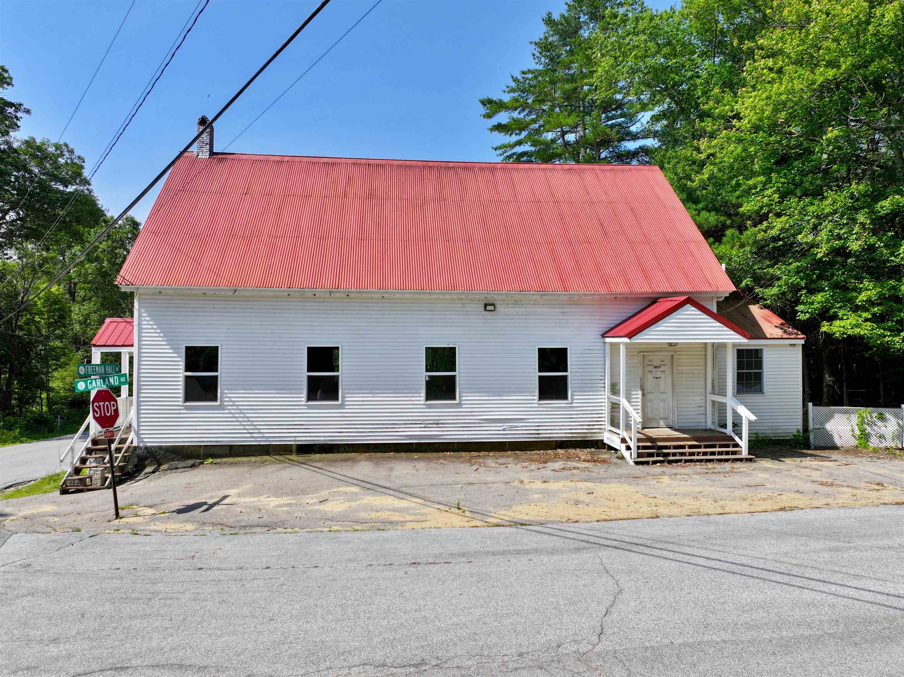 Homes for sale in Nottingham, NH | 62 Freeman Hall Rd, Nottingham, NH 03290 | MLS# 5052253