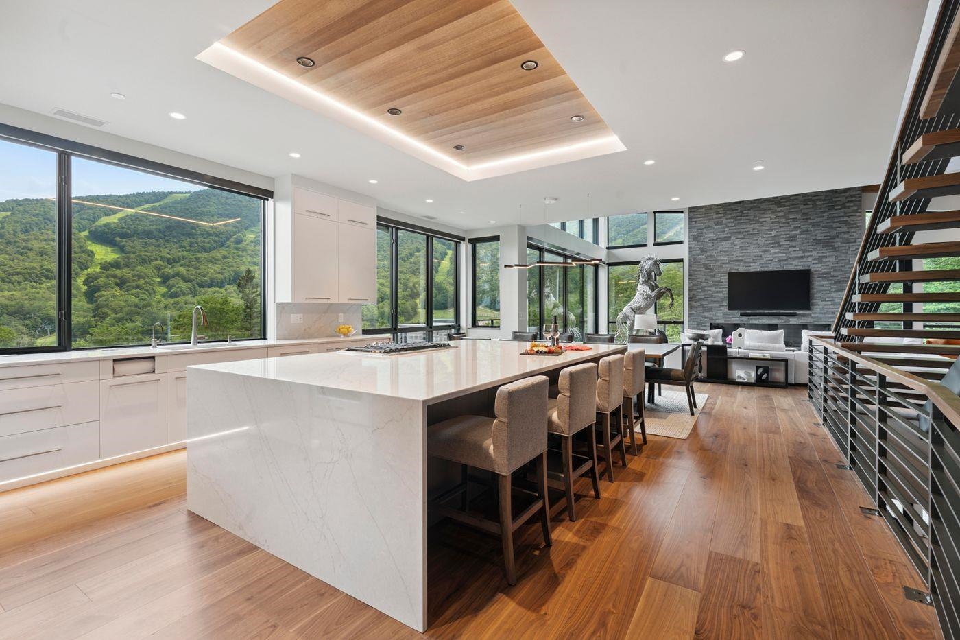 Homes for sale in Stowe, VT | 101 Switchback Ln, Stowe, VT 05672 | MLS# 5052308