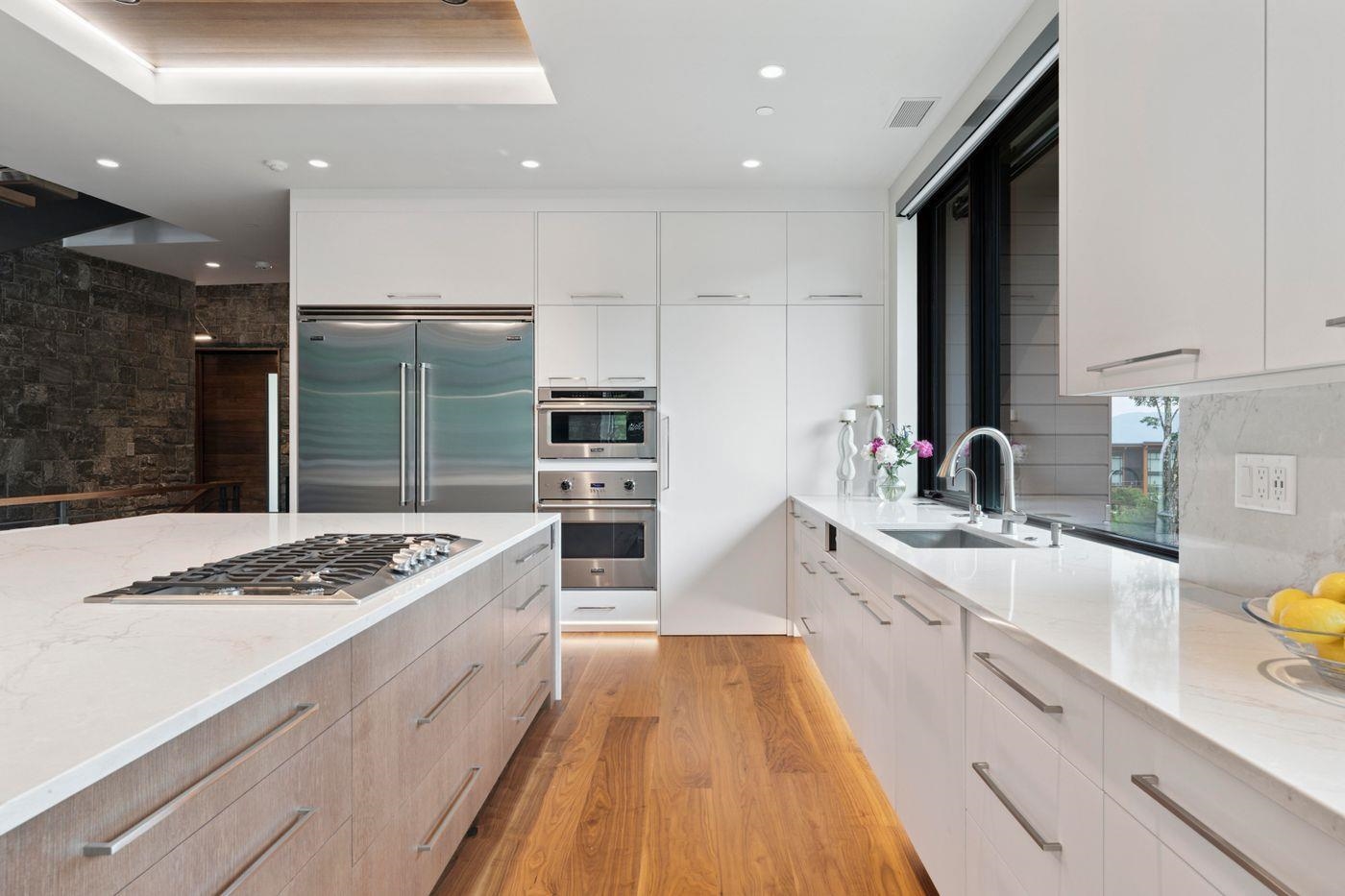 Homes for sale in Stowe, VT | 101 Switchback Ln, Stowe, VT 05672 | MLS# 5052308