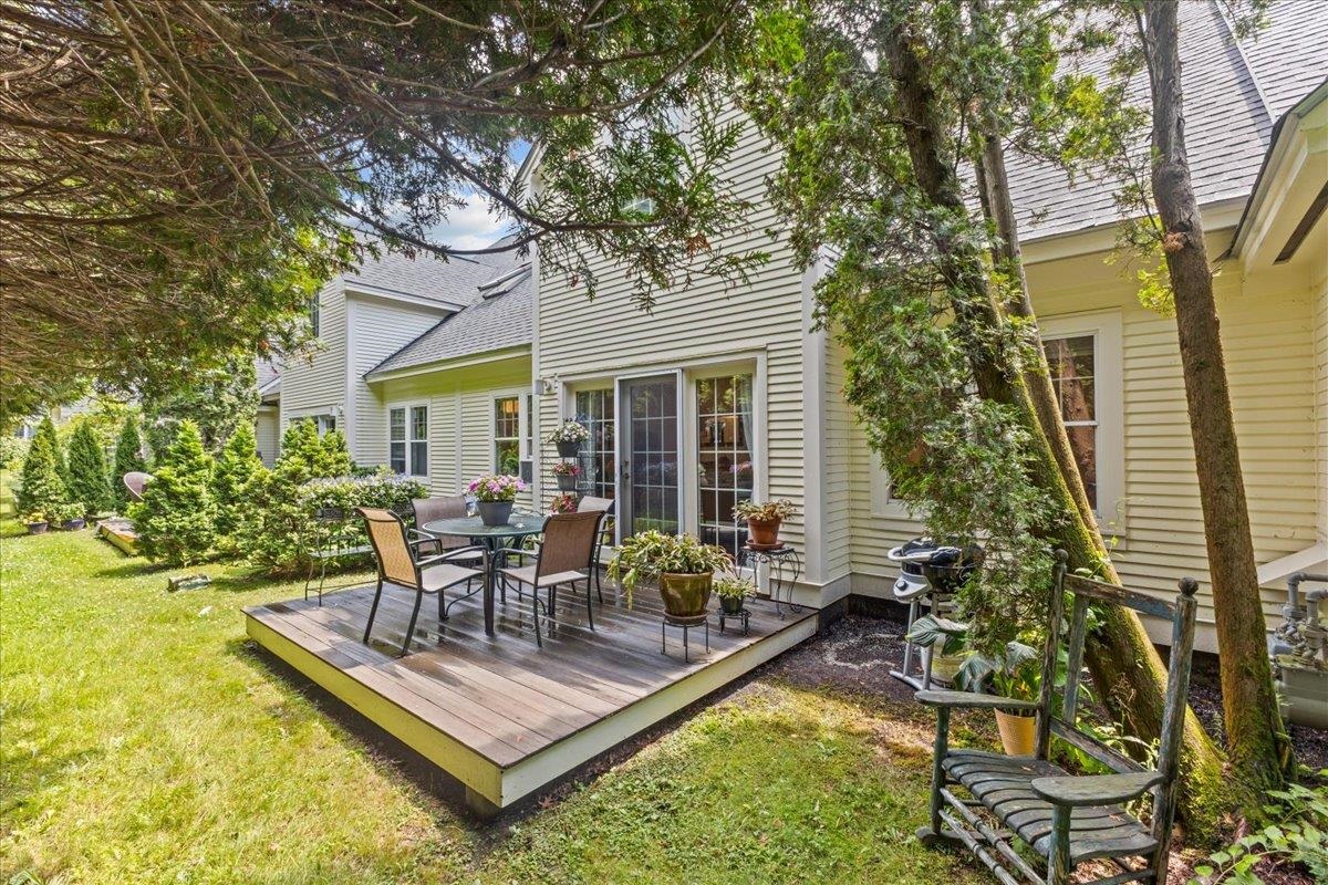 Homes for sale in Burlington, VT | 30 Eastman Farm Rd #30, Burlington, VT 05408 | MLS# 5052353