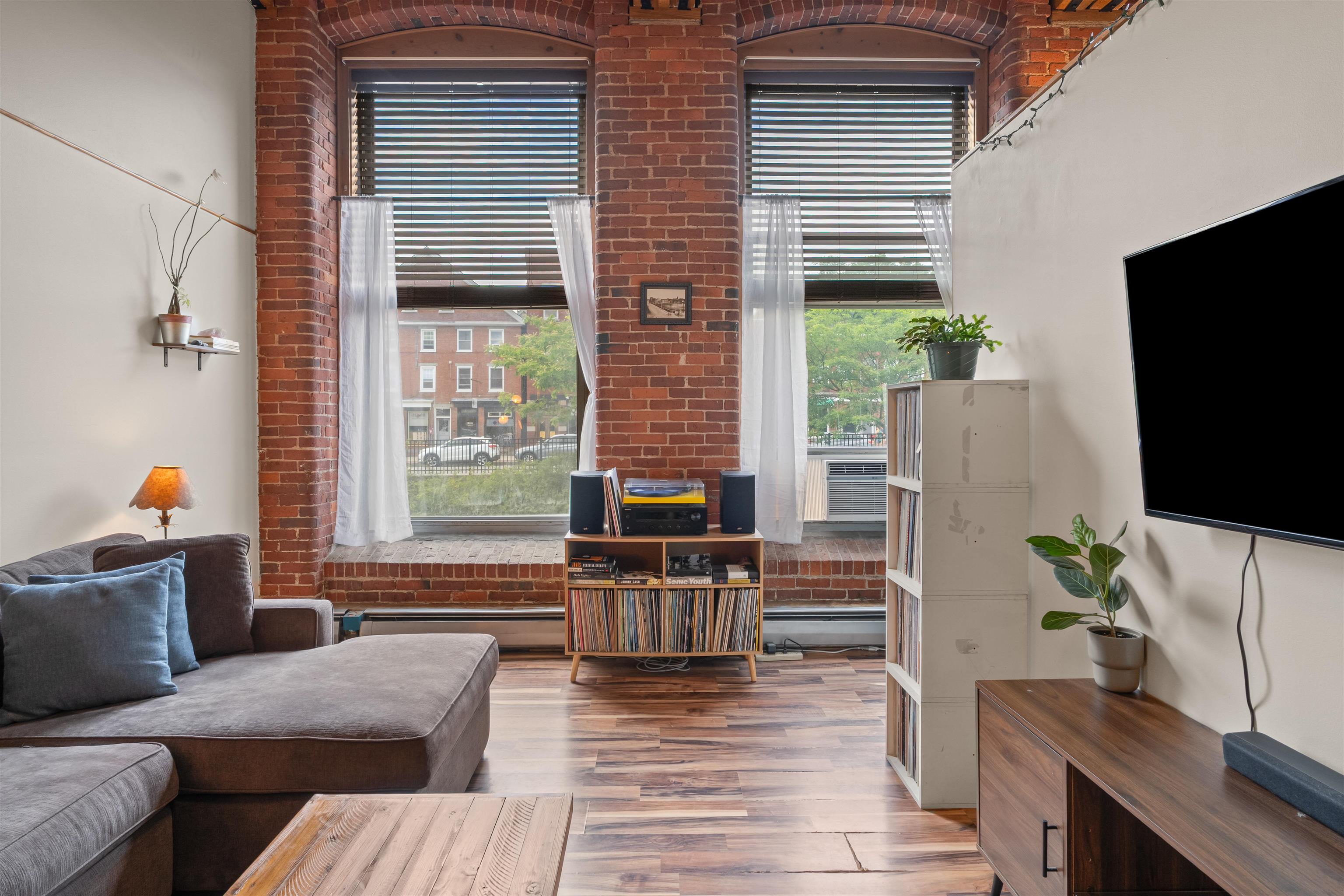 125 Main St, Newmarket, NH 03857