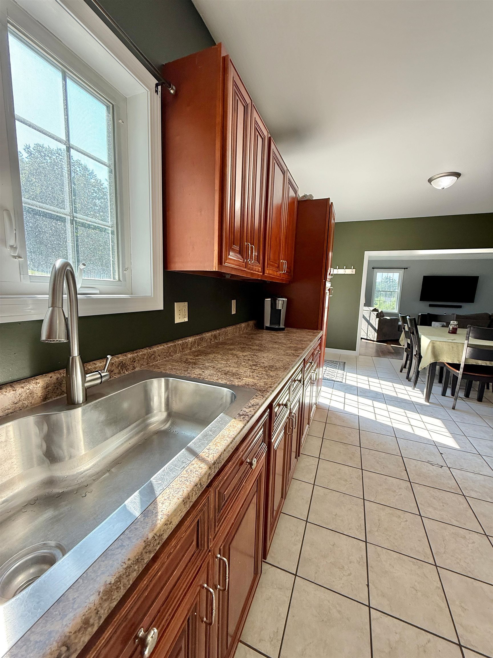 Homes for sale in Weare, NH | 233 North Stark Hwy, Weare, NH 03281 | MLS# 5052899