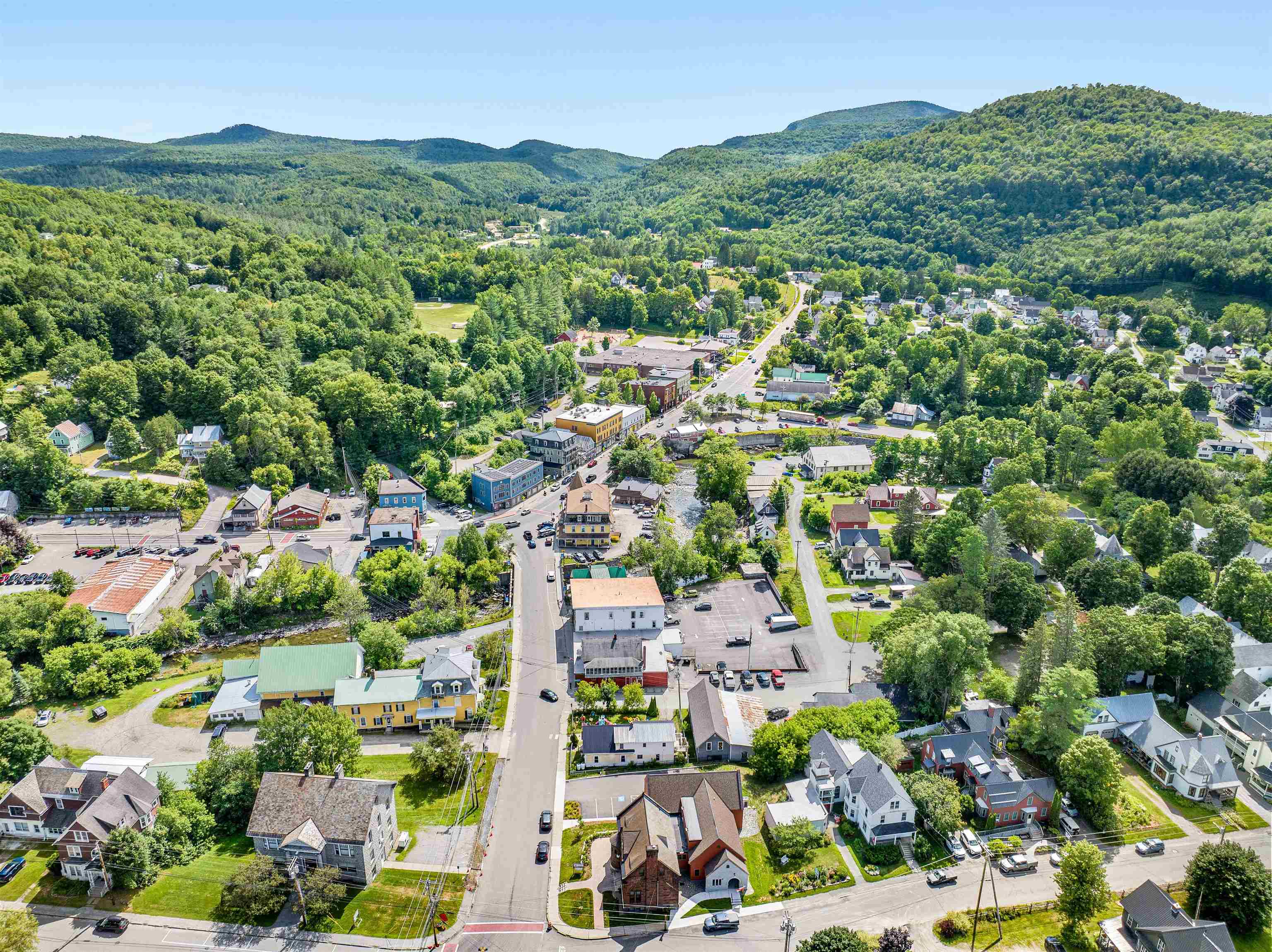 Homes for sale in Hardwick, VT | 71 North Main St, Hardwick, VT 05843 | MLS# 5053102