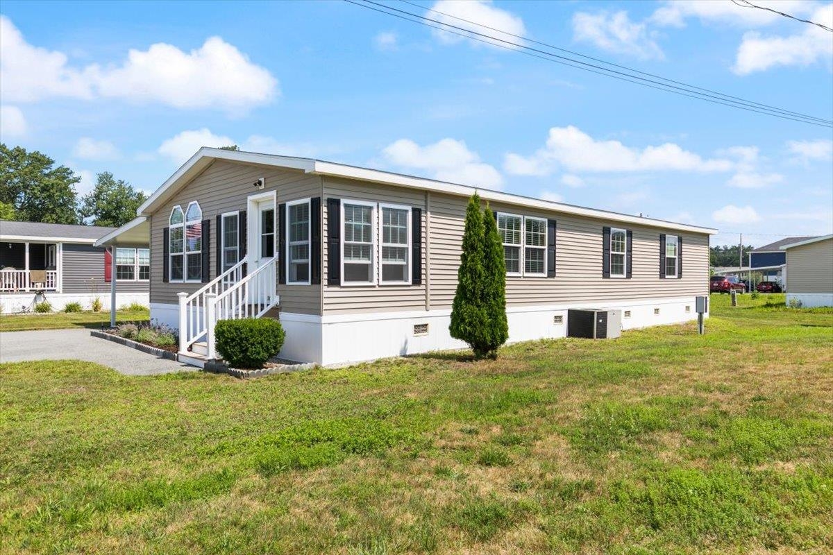 Homes for sale in Salem, NH | 30 Hagop Rd, Salem, NH 03079 | MLS# 5053235