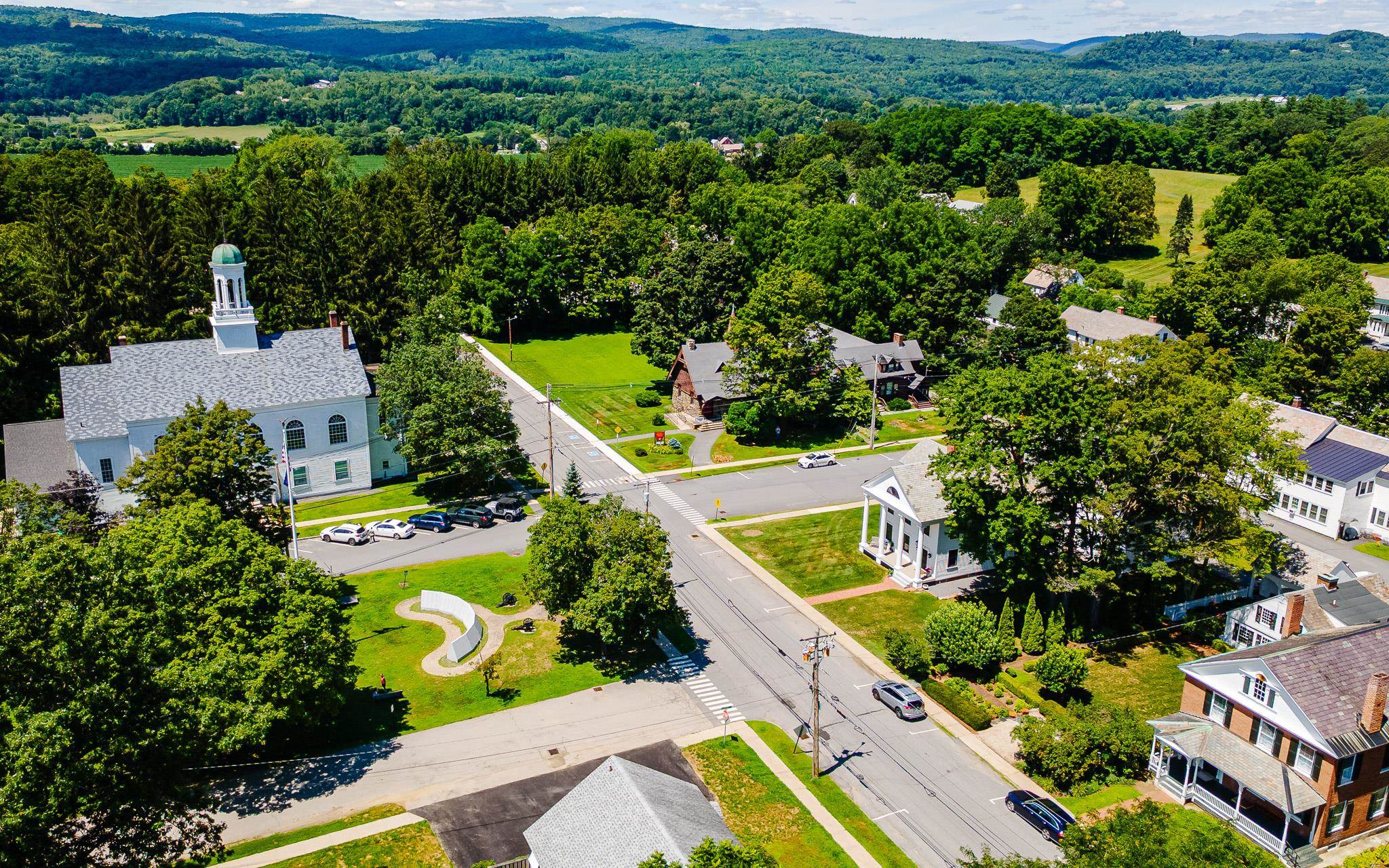 24 Westminster St, Walpole, NH 03608