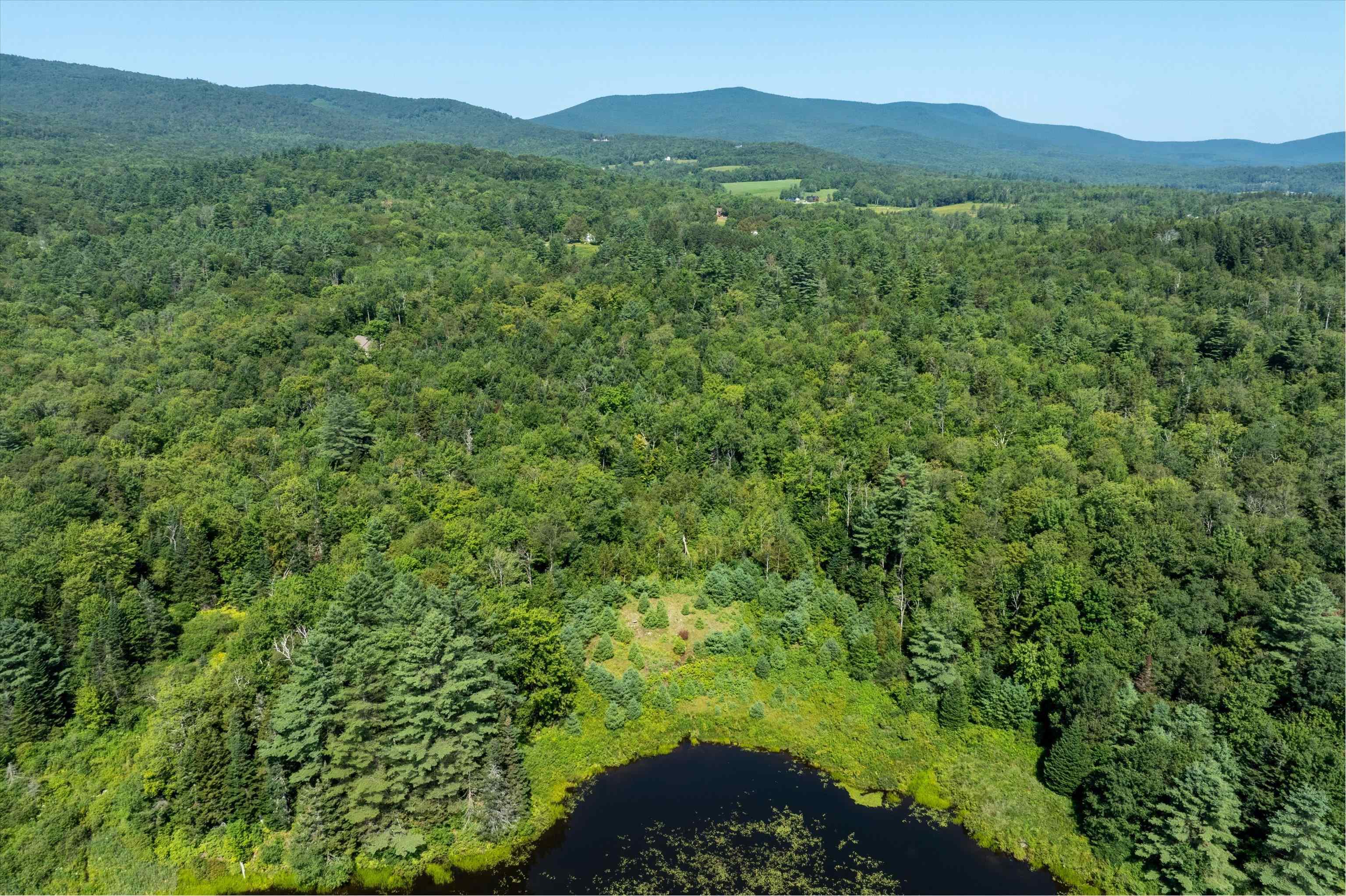 Homes for sale in Peru, VT | 188 Cedar Ln, Peru, VT 05152 | MLS# 5053318