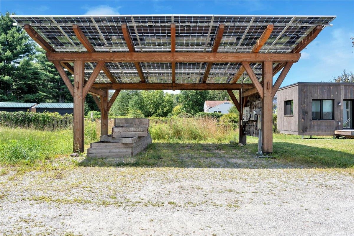 Homes for sale in Shelburne, VT | 868 Falls Rd, Shelburne, VT 05482 | MLS# 5053437