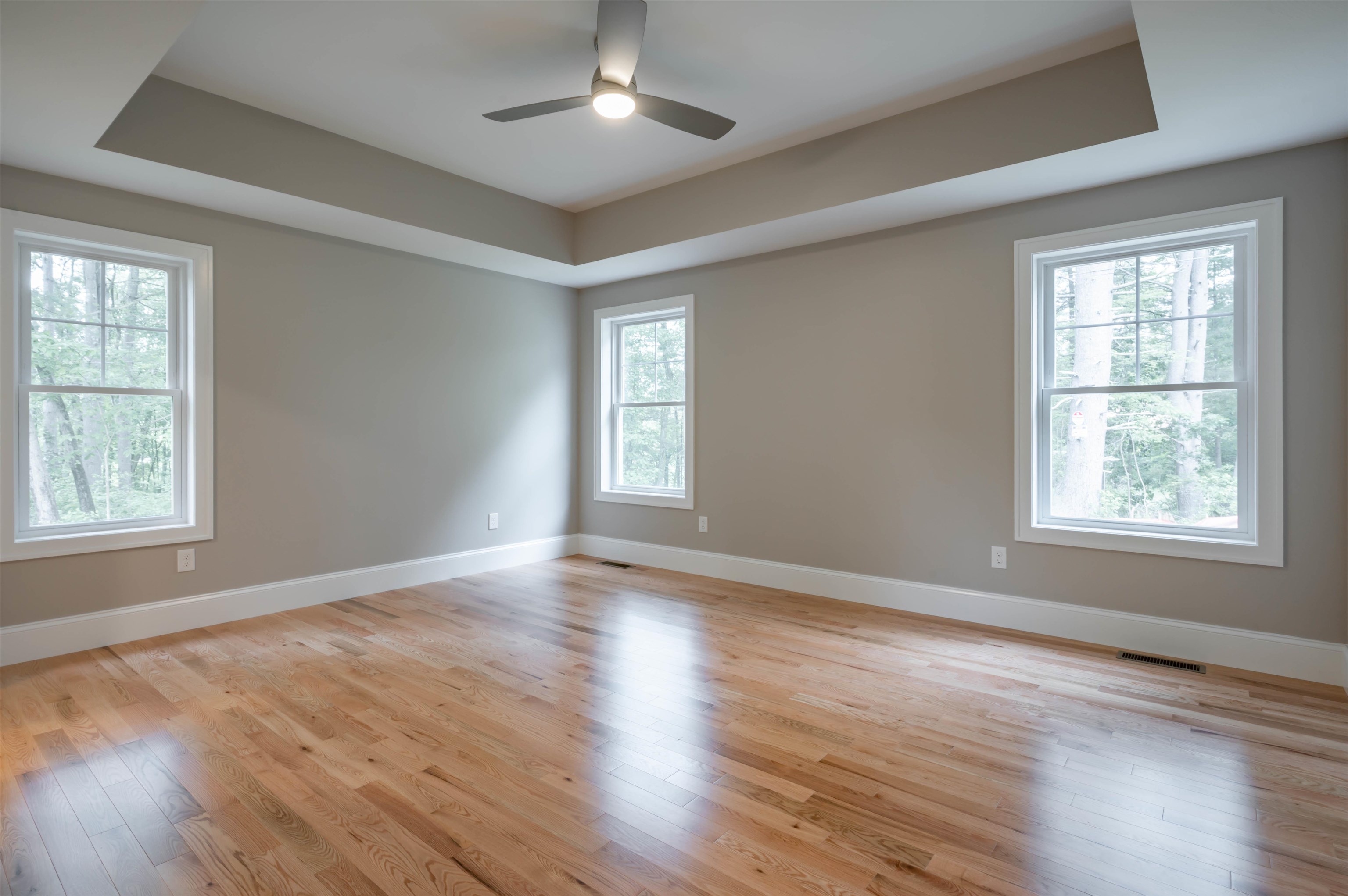 1 Wilderness Dr, Nashua, NH 03062