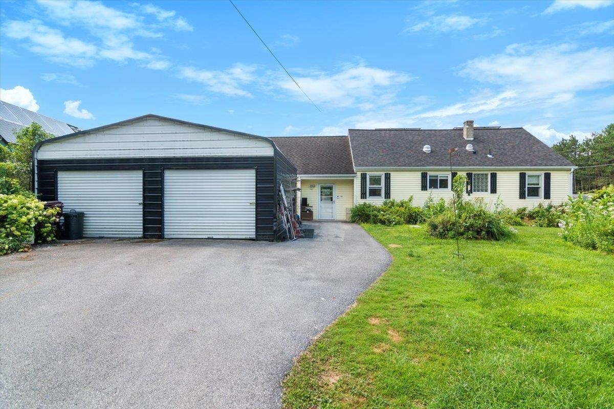 Homes for sale in Shaftsbury, VT | 100 Mccarthy Acres Rd, Shaftsbury, VT 05257 | MLS# 5053470