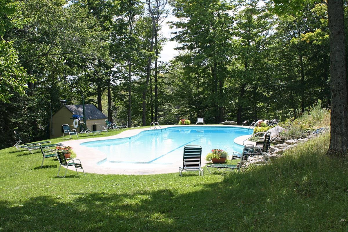Summer Heated Pool 23710960