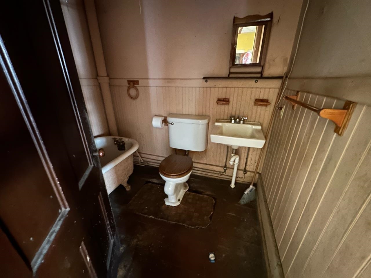 Homes for sale in Hinsdale, NH | 32 Main St, Hinsdale, NH 03451 | MLS# 5053506