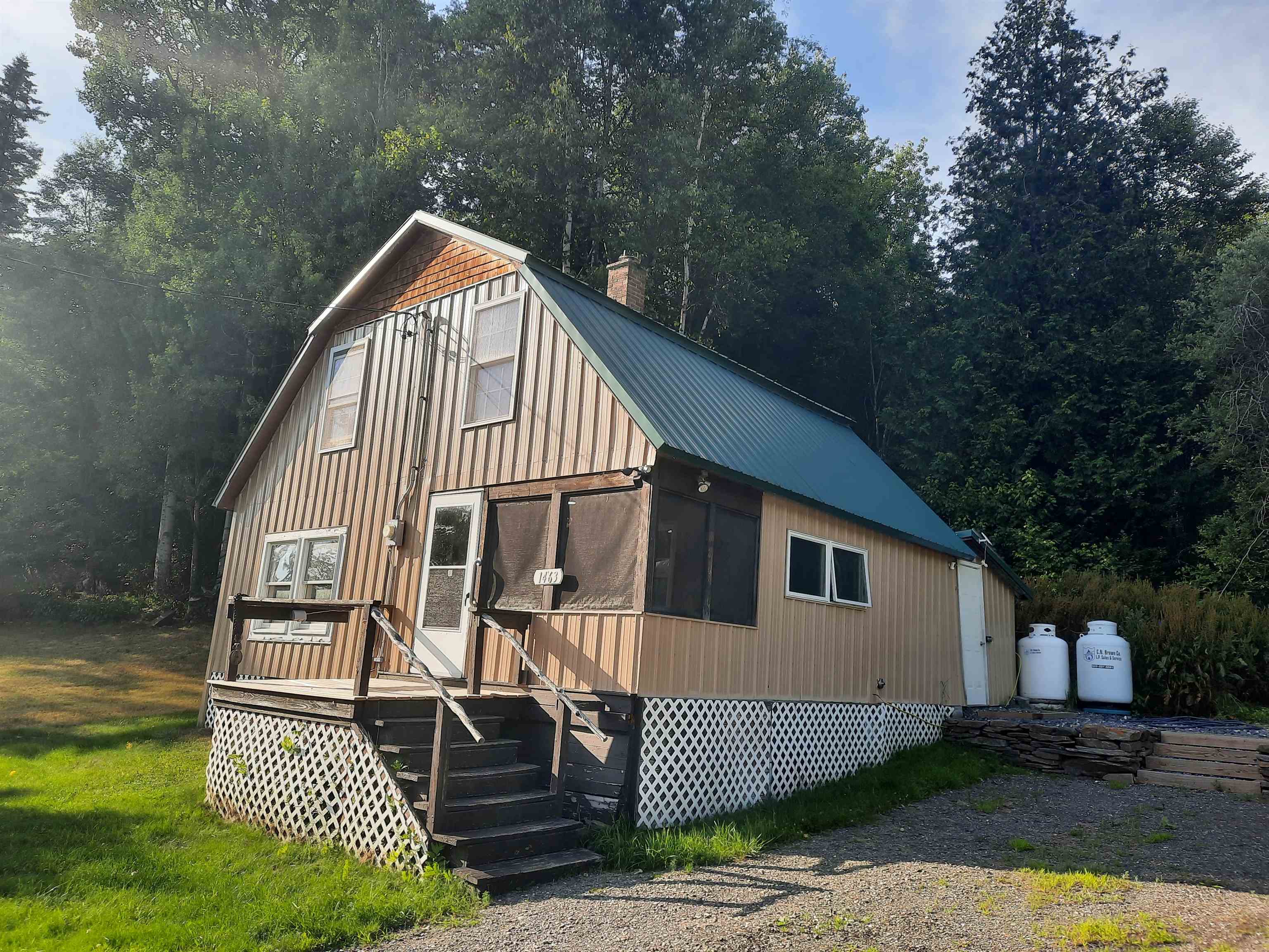 Homes for sale in Pittsburg, NH | 1463 Main St, Pittsburg, NH 03592 | MLS# 5053558