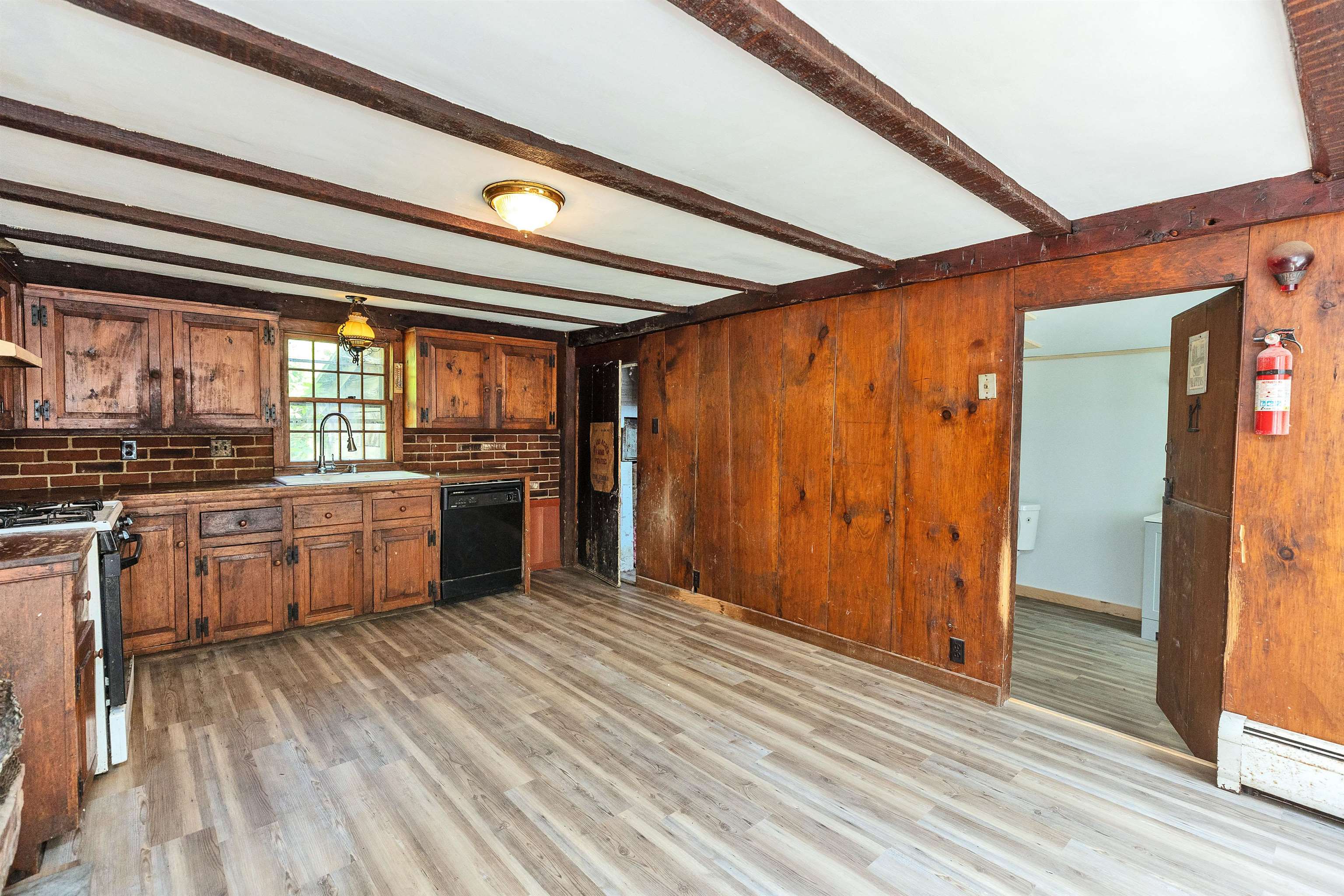 14 Leighton Ln, Temple, NH 03084