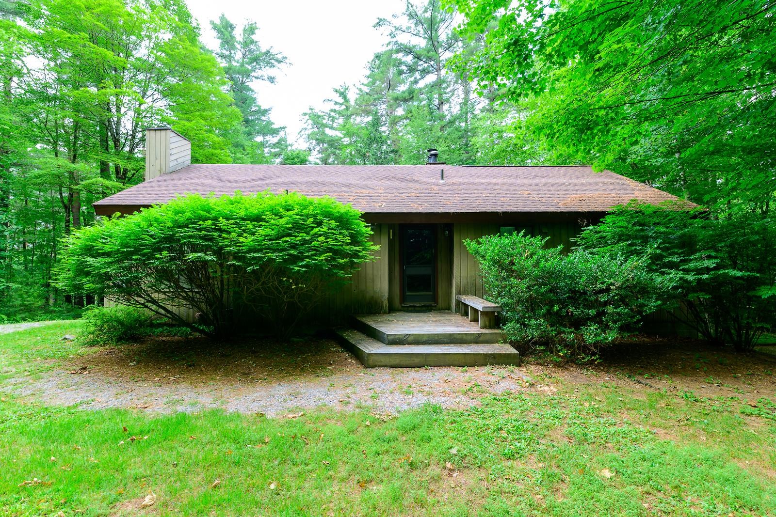 Homes for sale in Sandisfield, MA | 303 Lakeshore Dr, Sandisfield, MA 01255 | MLS# 5053619