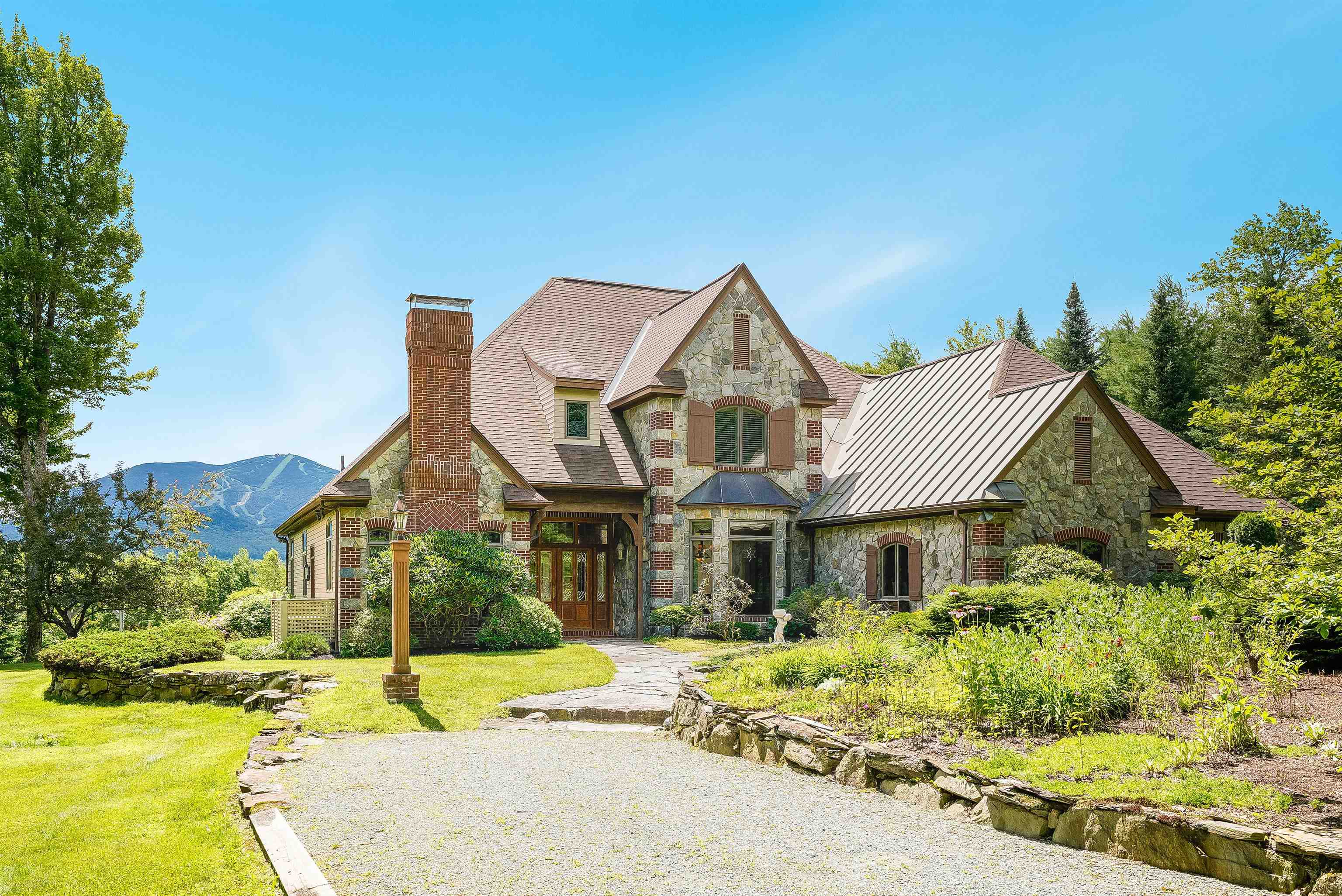 Homes for sale in Franconia, NH | 143 Foxglove Ln, Franconia, NH 03580 | MLS# 5053627