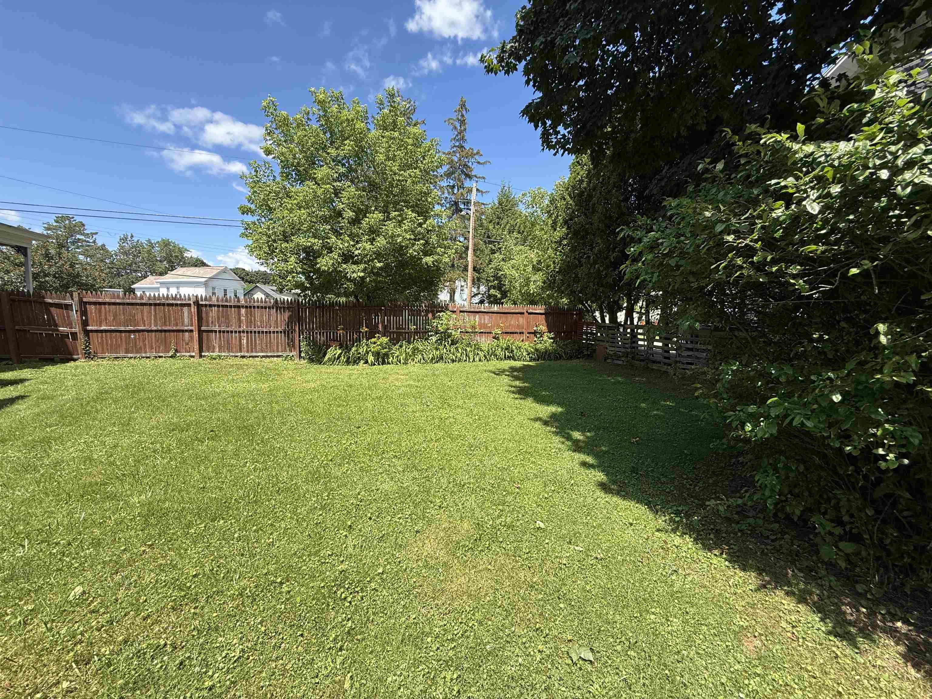 Homes for sale in Rutland City, VT | 58 Crescent St, Rutland City, VT 05701 | MLS# 5053848