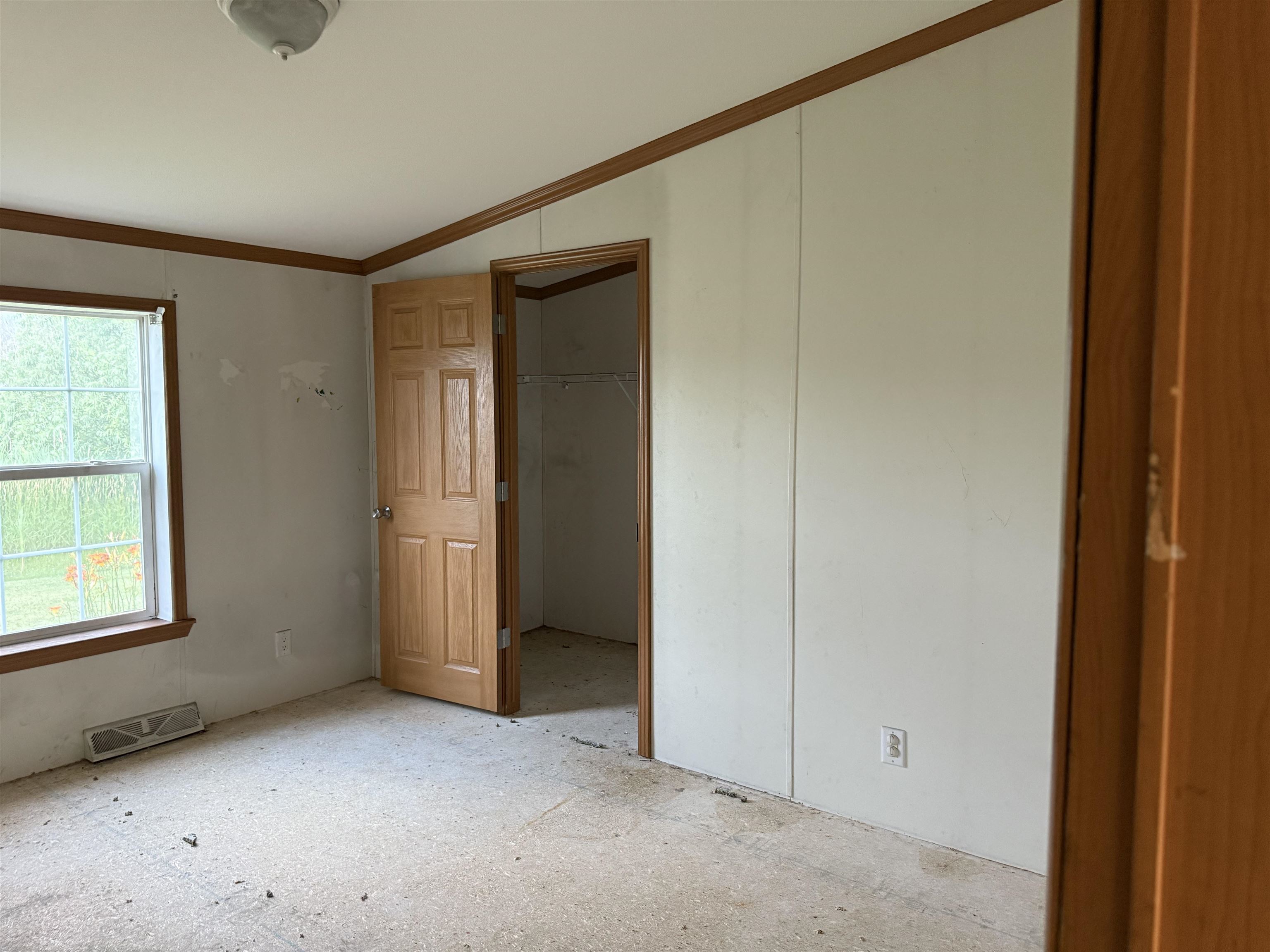 Homes for sale in Alburgh, VT | 111 Deso Dr, Alburgh, VT 05440 | MLS# 5053943