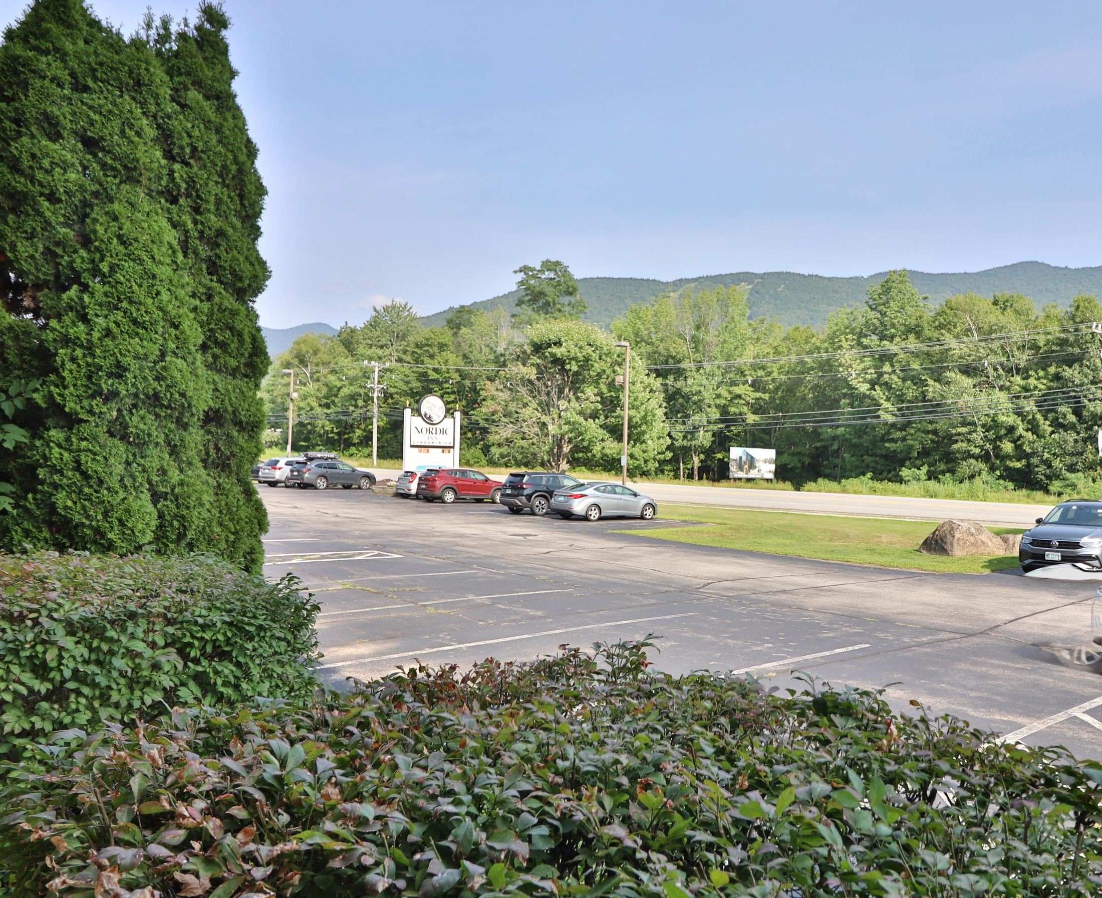 227 Main St, Lincoln, NH 03251