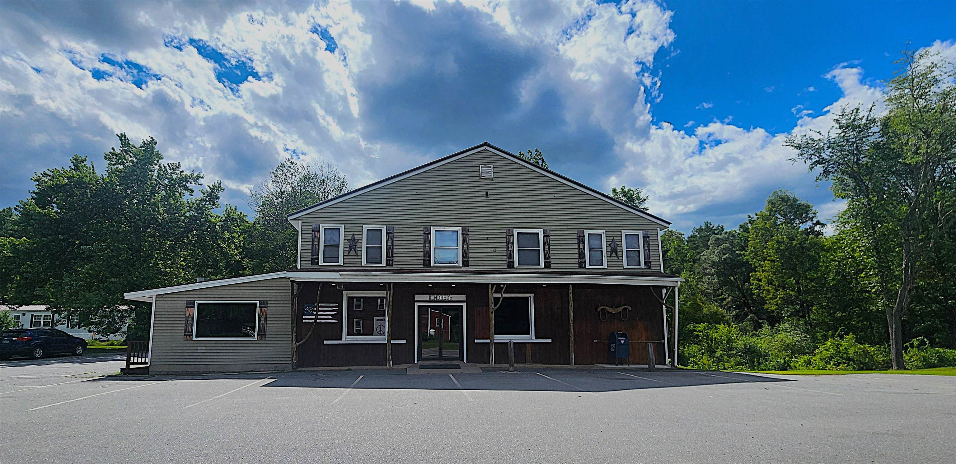 Springfield VT Commercial Property for sale $$699,000 $118 per sq.ft.