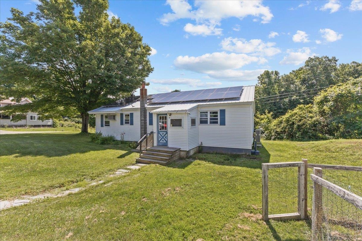 Homes for sale in Milton, VT | 239 Everest Rd, Milton, VT 05468 | MLS# 5054180