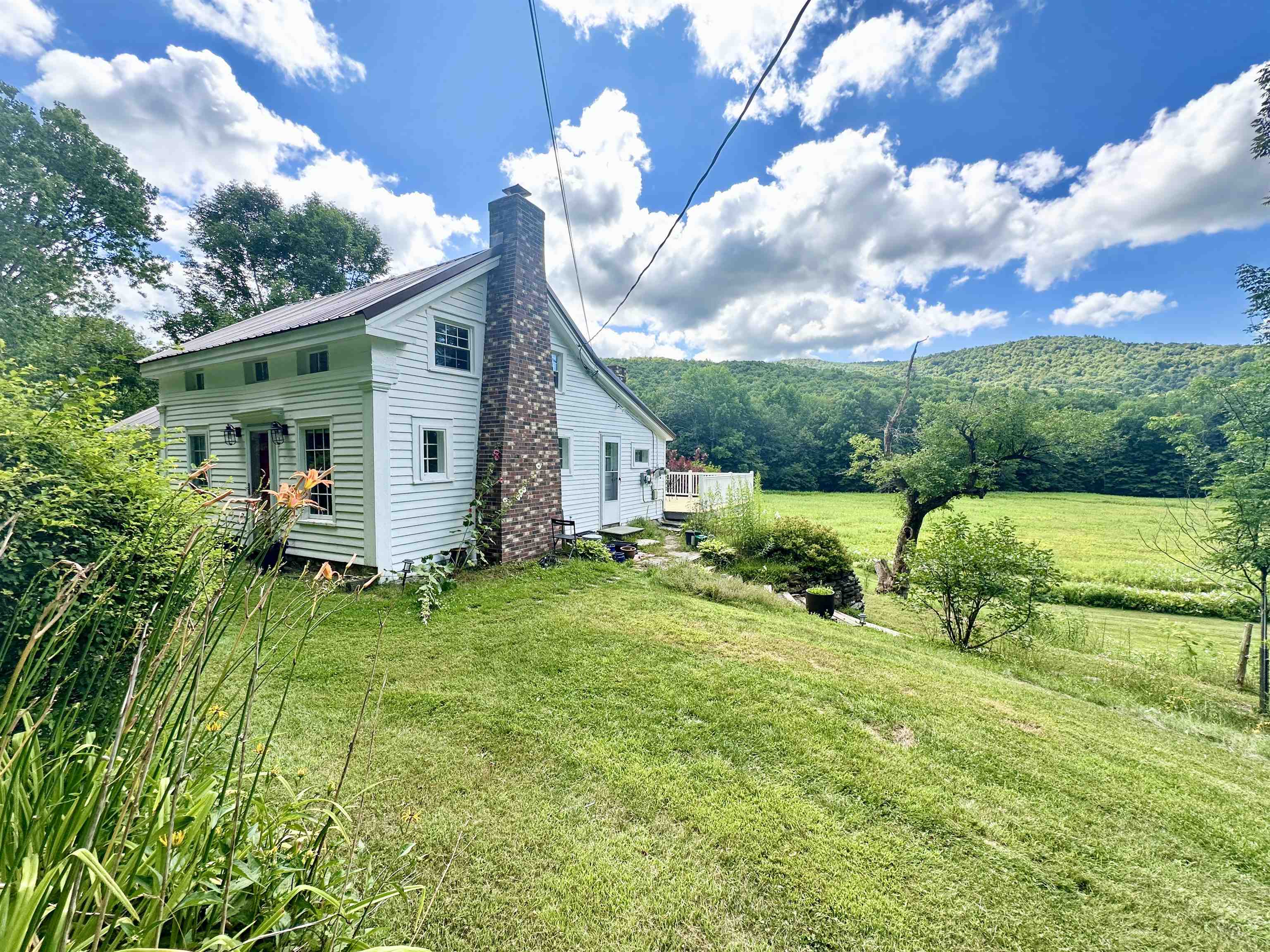 Shaftsbury VT Home for sale $$479,000 $419 per sq.ft.