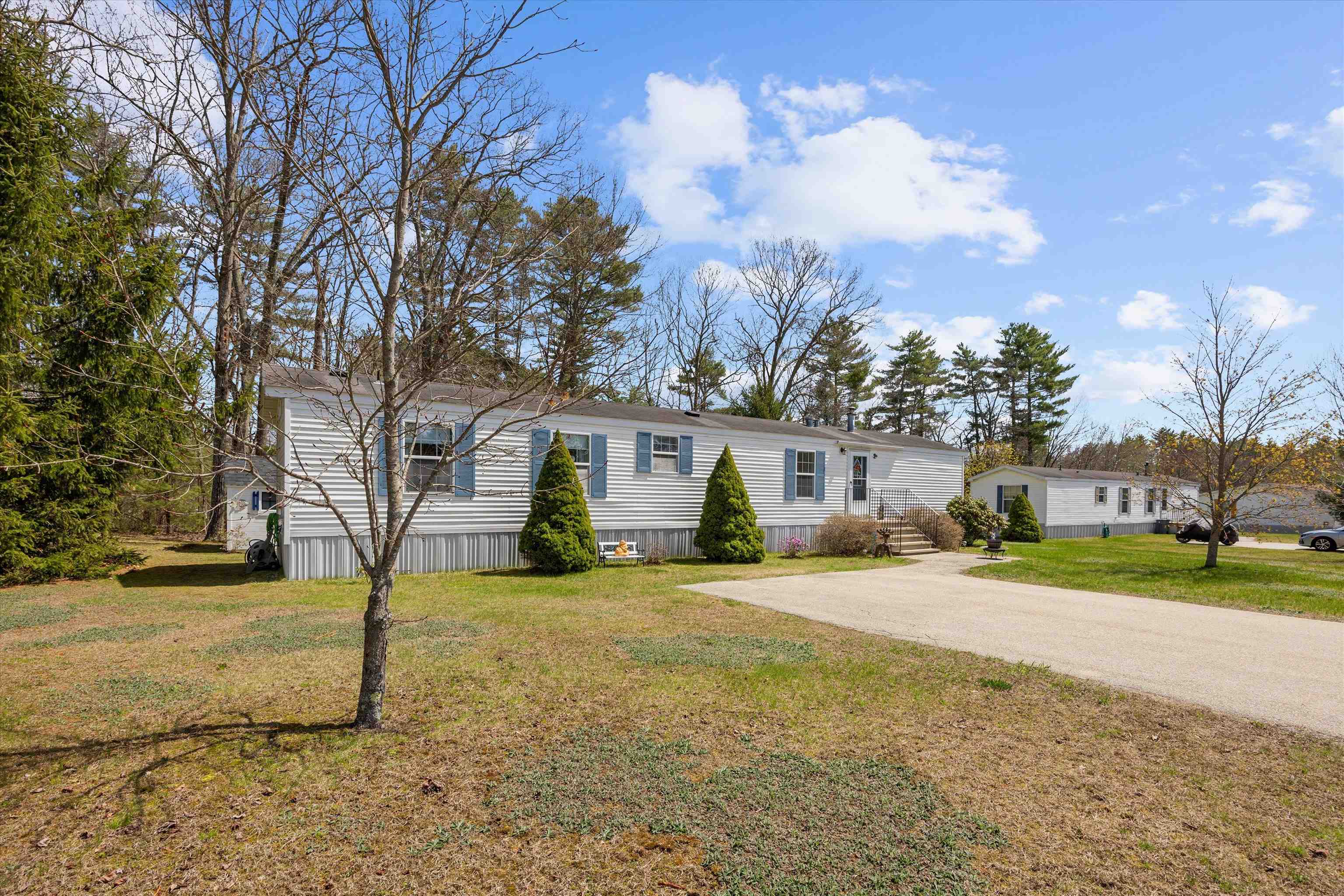 Homes for sale in Epsom, NH | 6 Adams St, Epsom, NH 03234 | MLS# 5054316