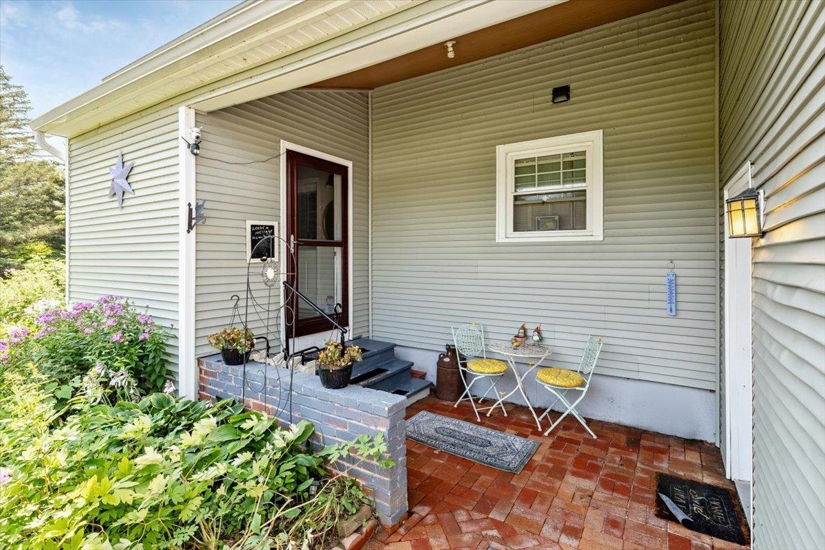 Homes for sale in Georgia, VT | 145 Bradley Hill Rd, Georgia, VT 05468 | MLS# 5054353