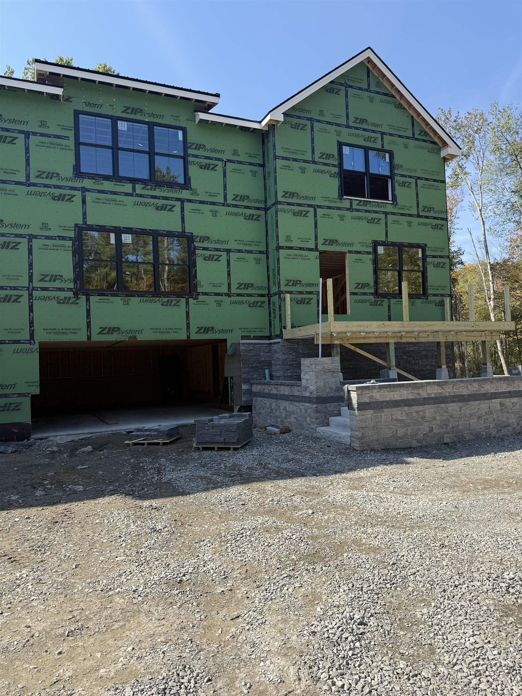 Homes for sale in Londonderry, NH | 103 Rockingham Rd #2, Londonderry, NH 03053 | MLS# 5054386