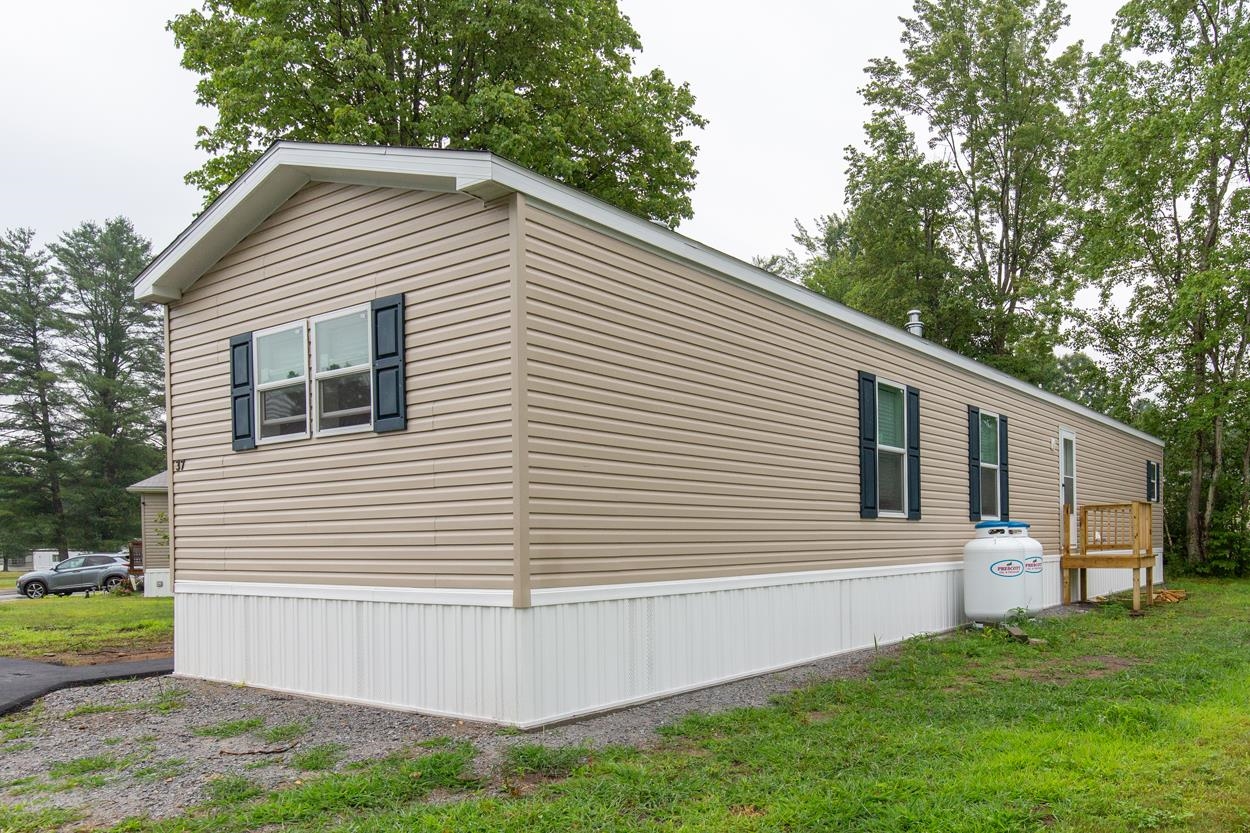 Homes for sale in Concord, NH | 37 Rex Dr, Concord, NH 03303 | MLS# 5054528