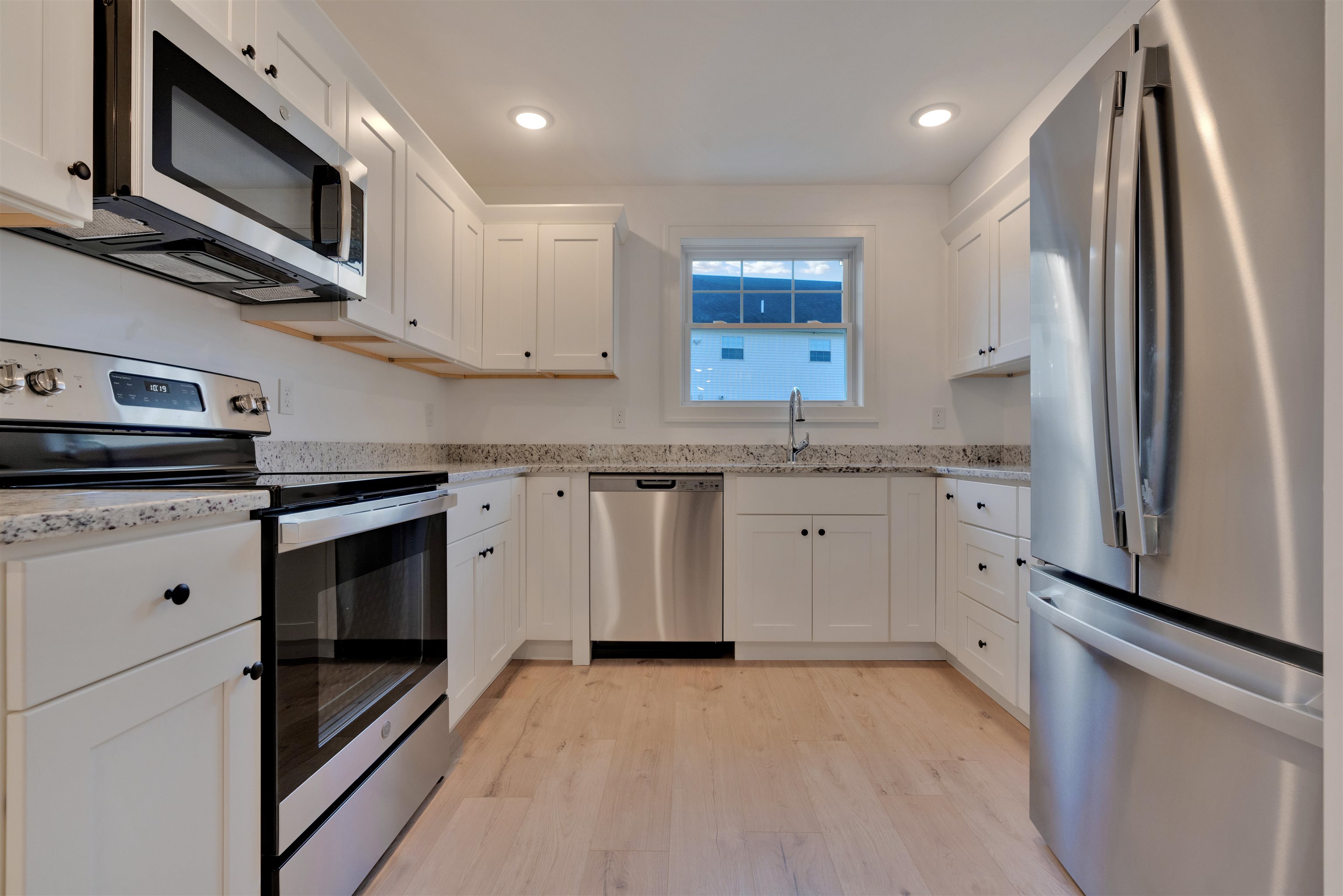 Homes for sale in Rochester, NH | 2 Cape Coral Way #B, Rochester, NH 03867 | MLS# 5054613