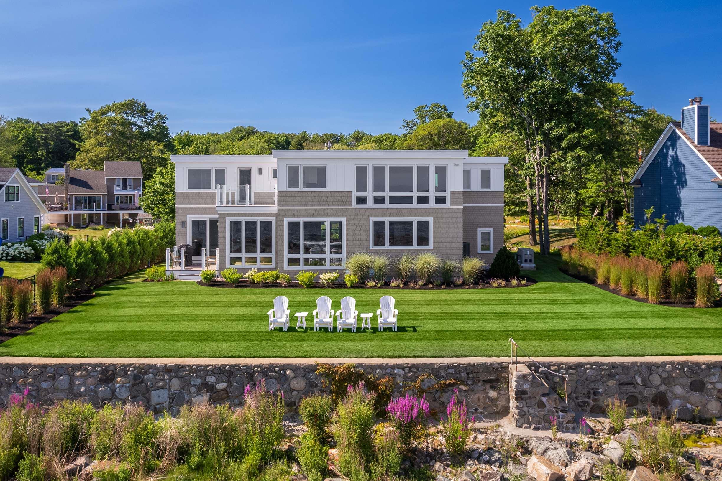 Homes for sale in York, ME | 11 Ossipee Rd, York, ME 03902 | MLS# 5054639