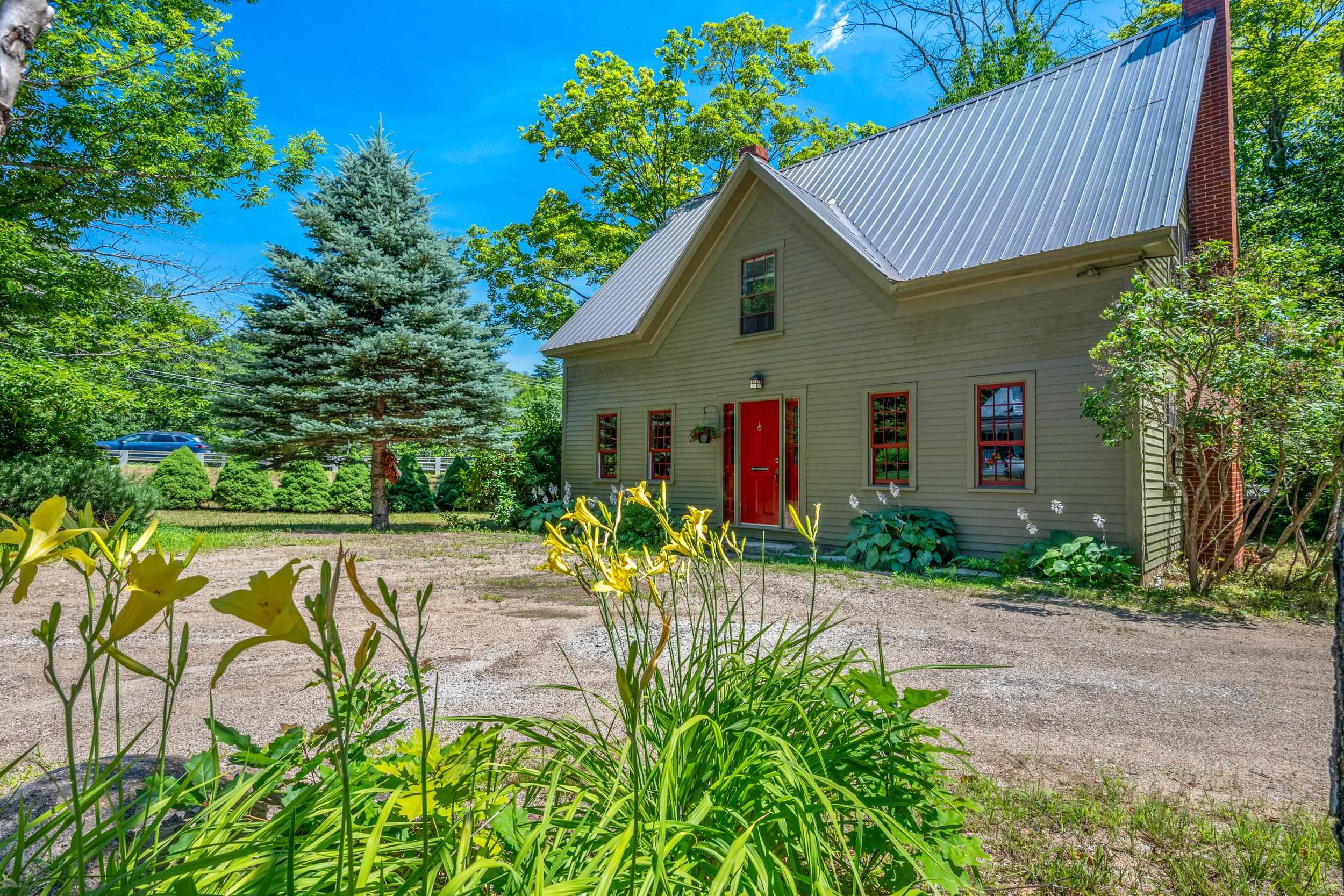 Bartlett NH Home for sale $$459,900 $242 per sq.ft.