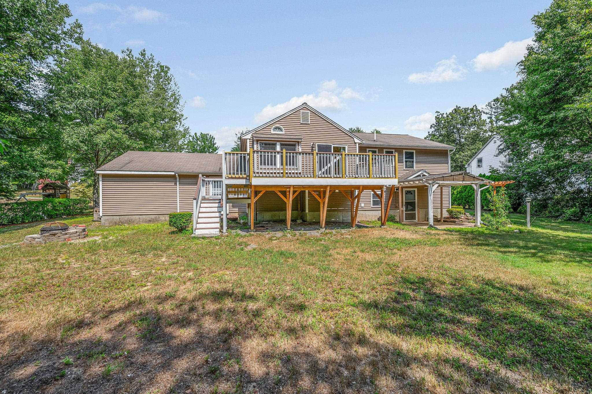 Homes for sale in Hudson, NH | 10 Wagner Way, Hudson, NH 03051 | MLS# 5054754