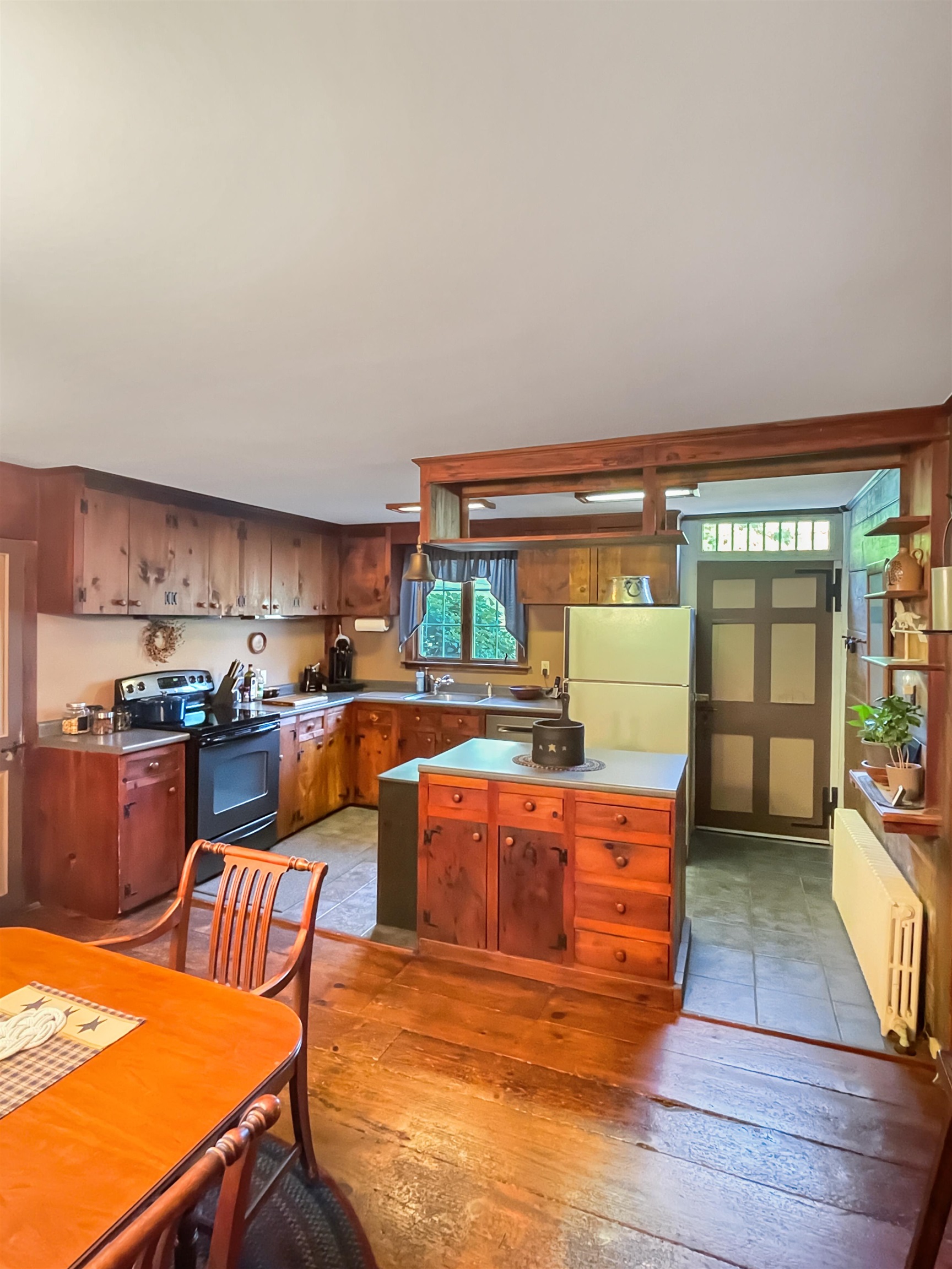 Homes for sale in Lee, NH | 1 Mast Rd, Lee, NH 03861 | MLS# 5054974