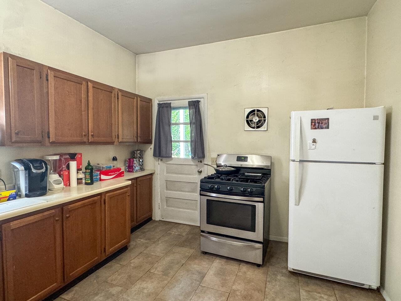 Homes for sale in Burlington, VT | 54 Hayward St, Burlington, VT 05401 | MLS# 5055190