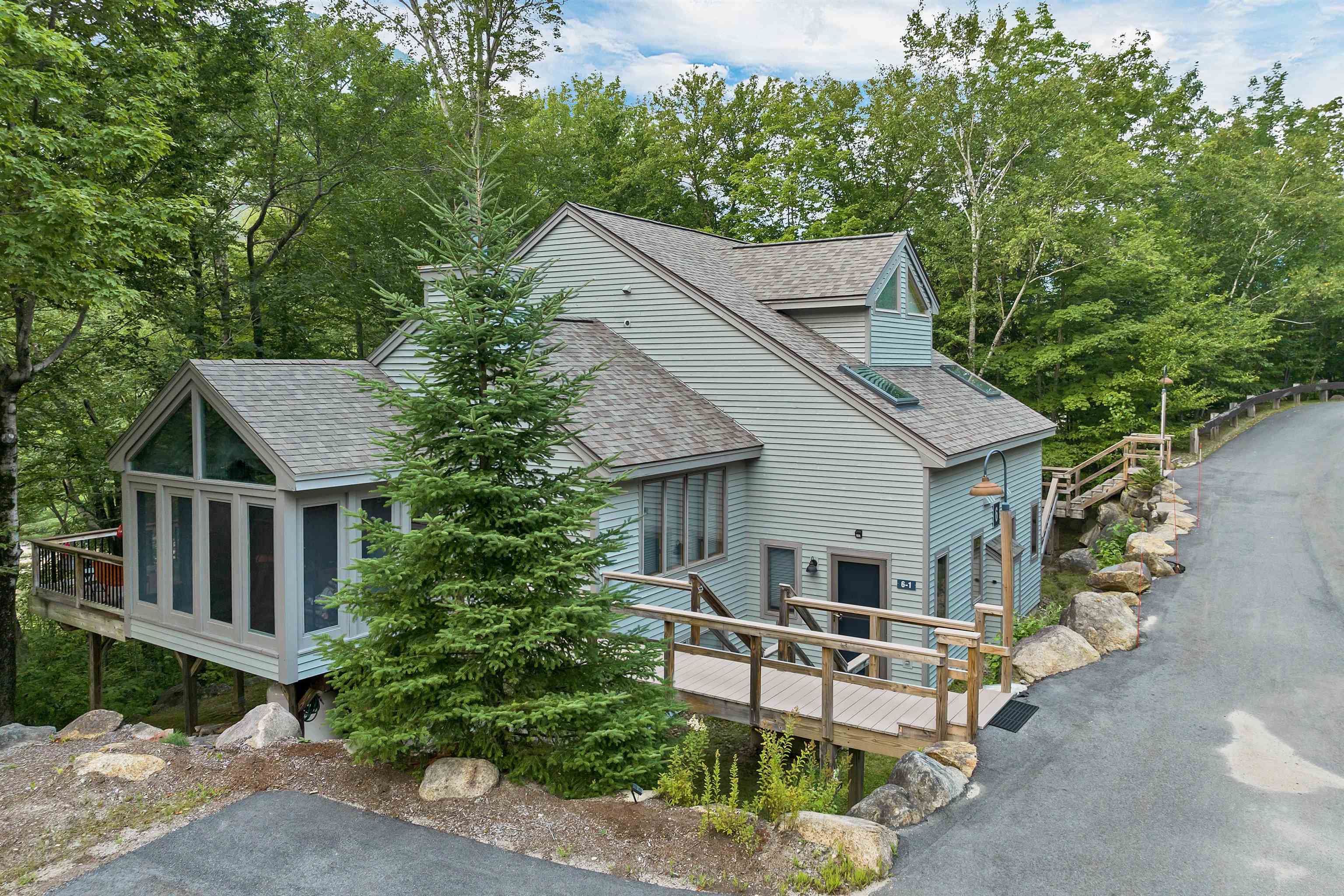 Homes for sale in Lincoln, NH | 6 Cliff Rd #1, Lincoln, NH 03251 | MLS# 5055329