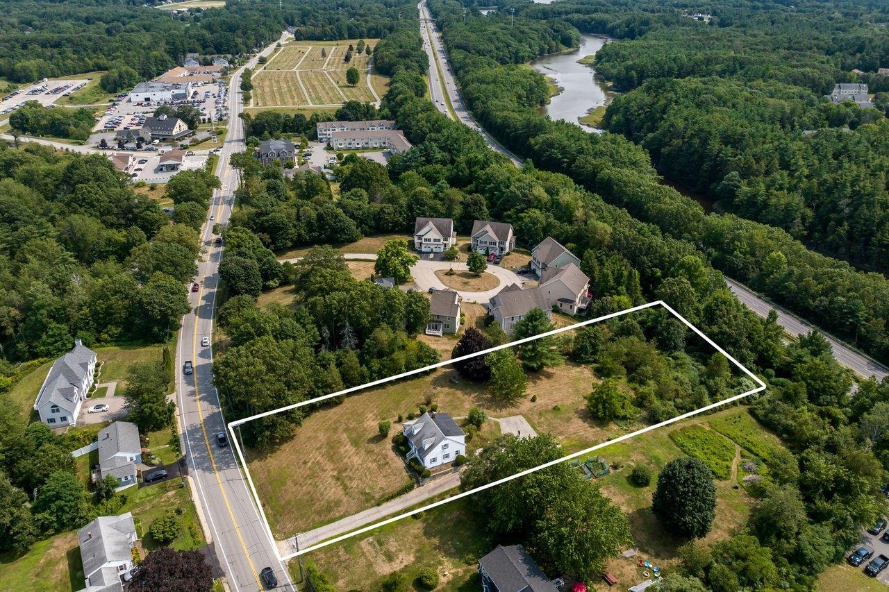 15 Dover Point Rd, Dover, NH 03820