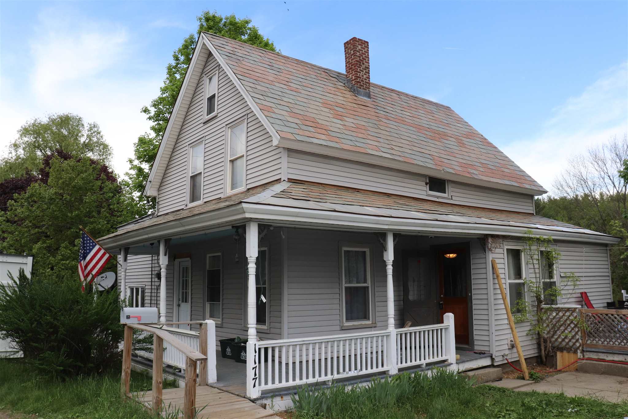 Brattleboro VT Home for sale $$279,900 $162 per sq.ft.