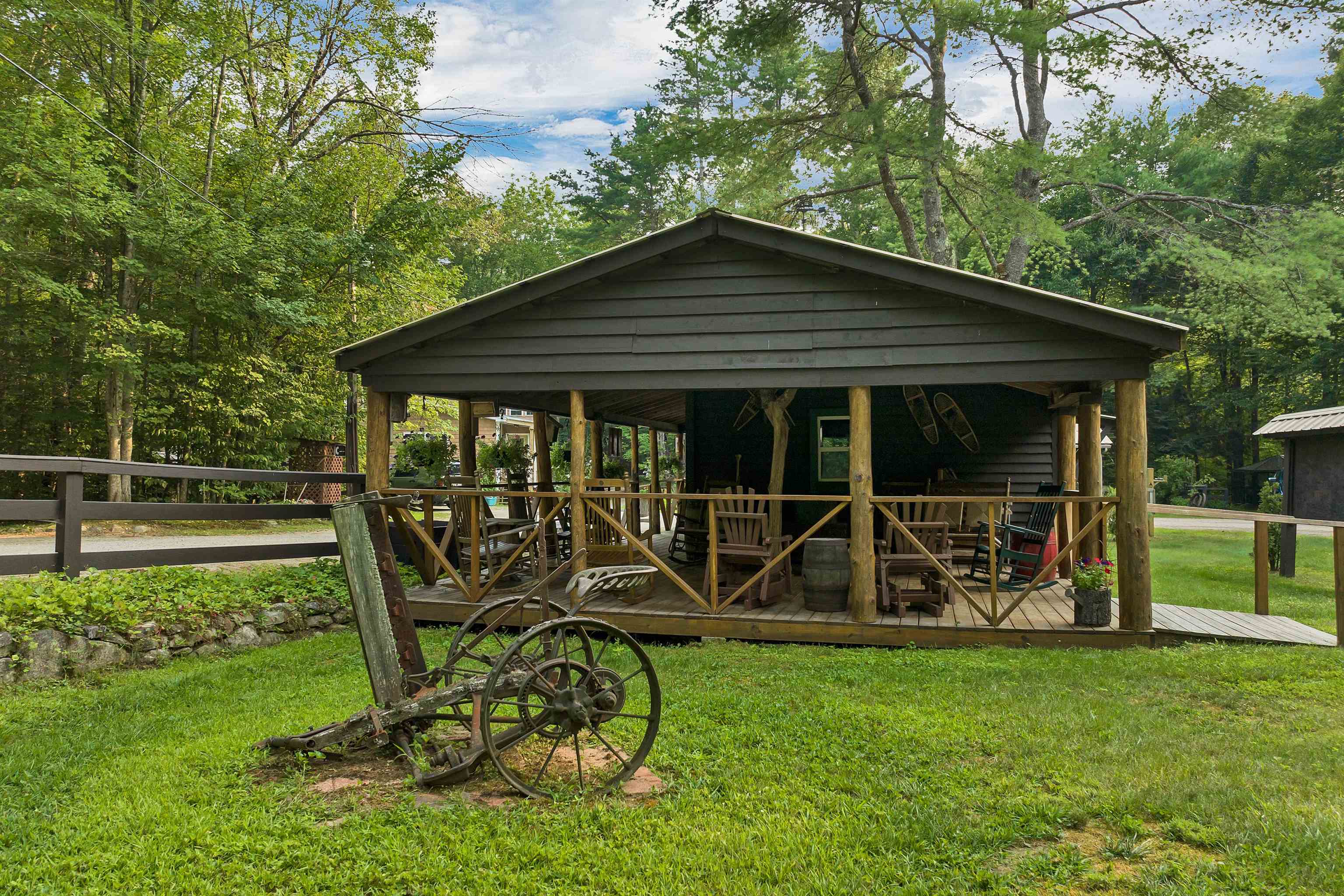 883 Center St, Wolfeboro, NH 03894